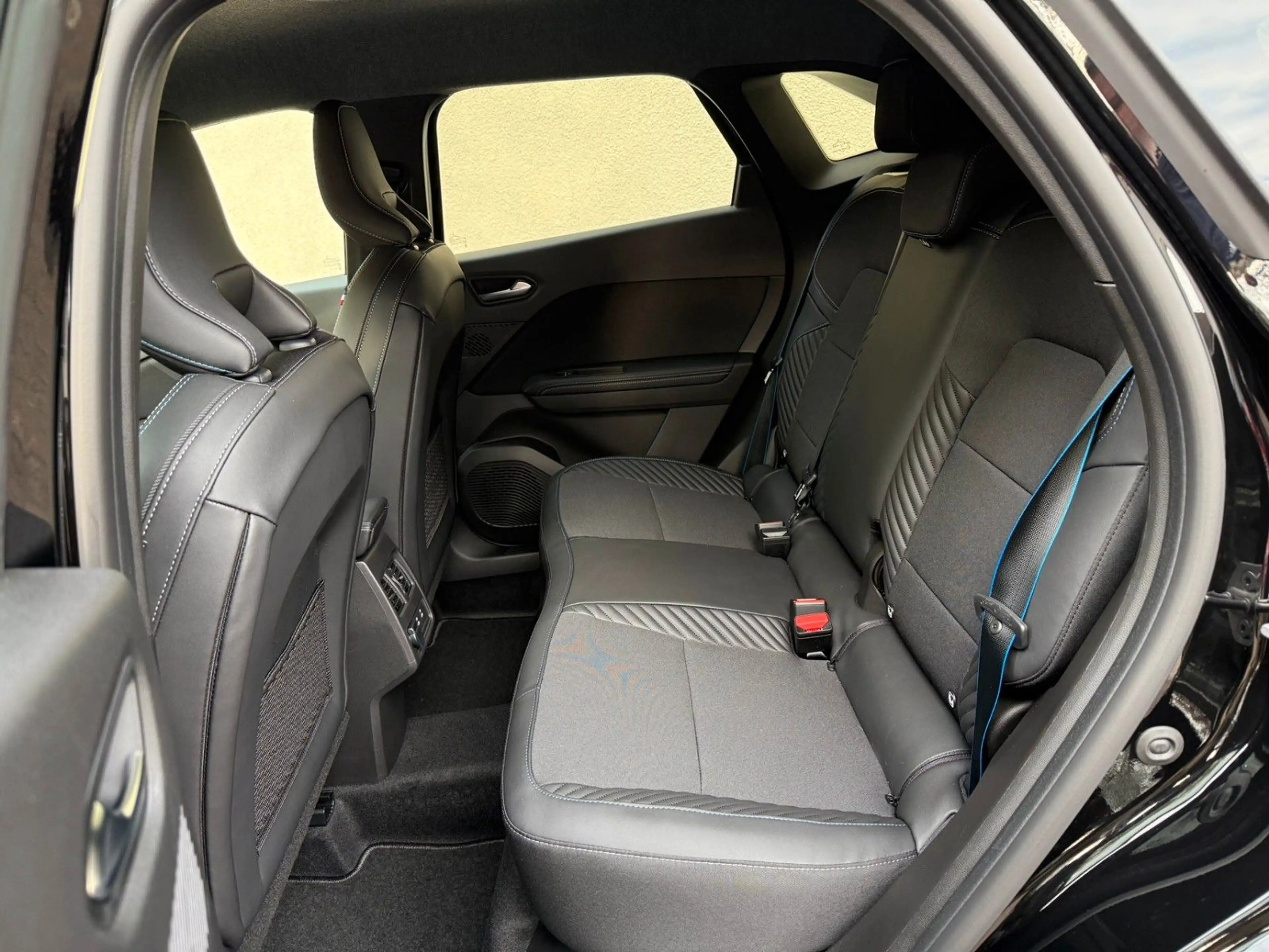 Renault Symbioz Full Hybrid E-Tech 160 Esprit Alpine — photo 8