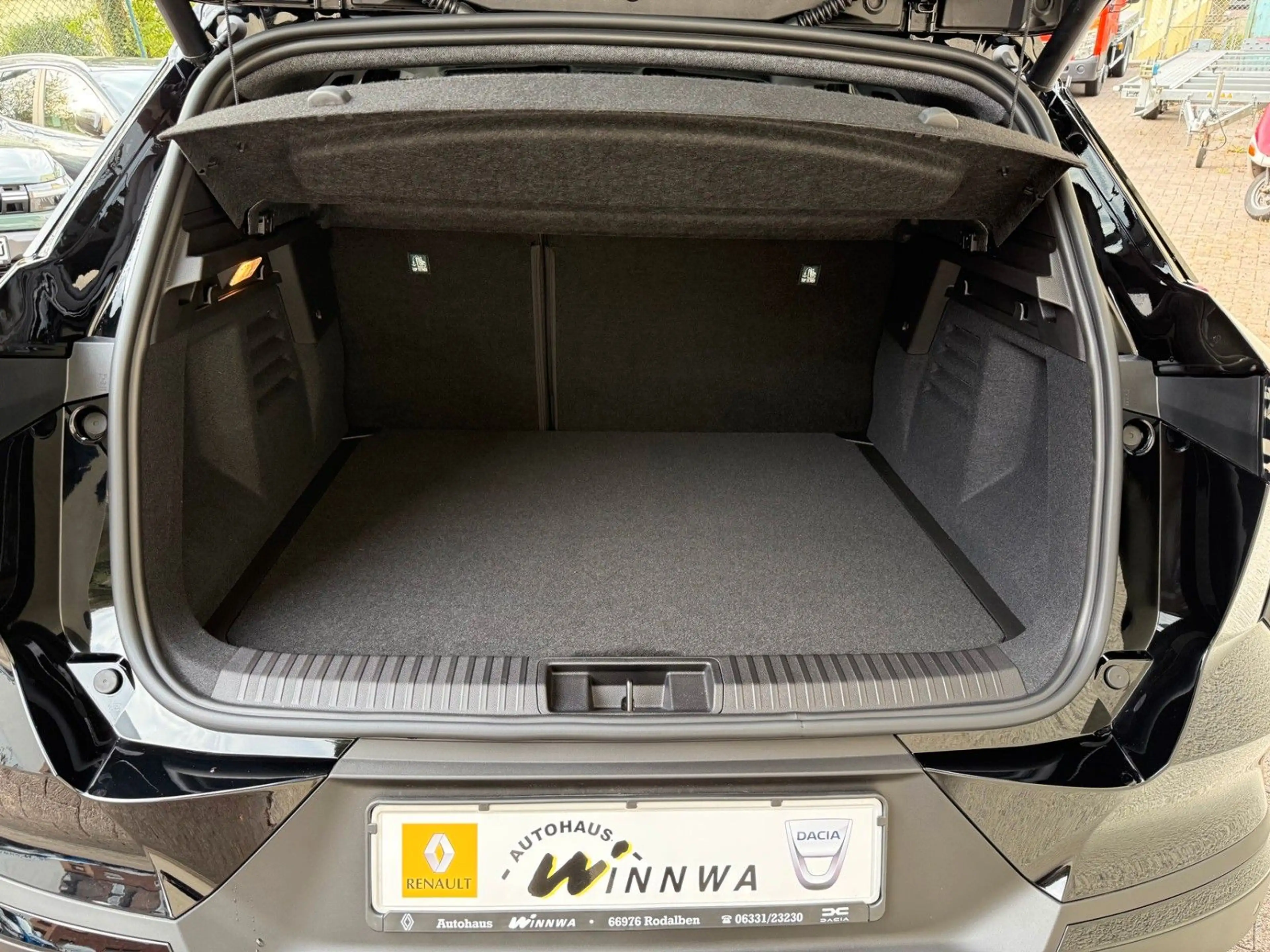Renault Symbioz Full Hybrid E-Tech 160 Esprit Alpine — photo 9