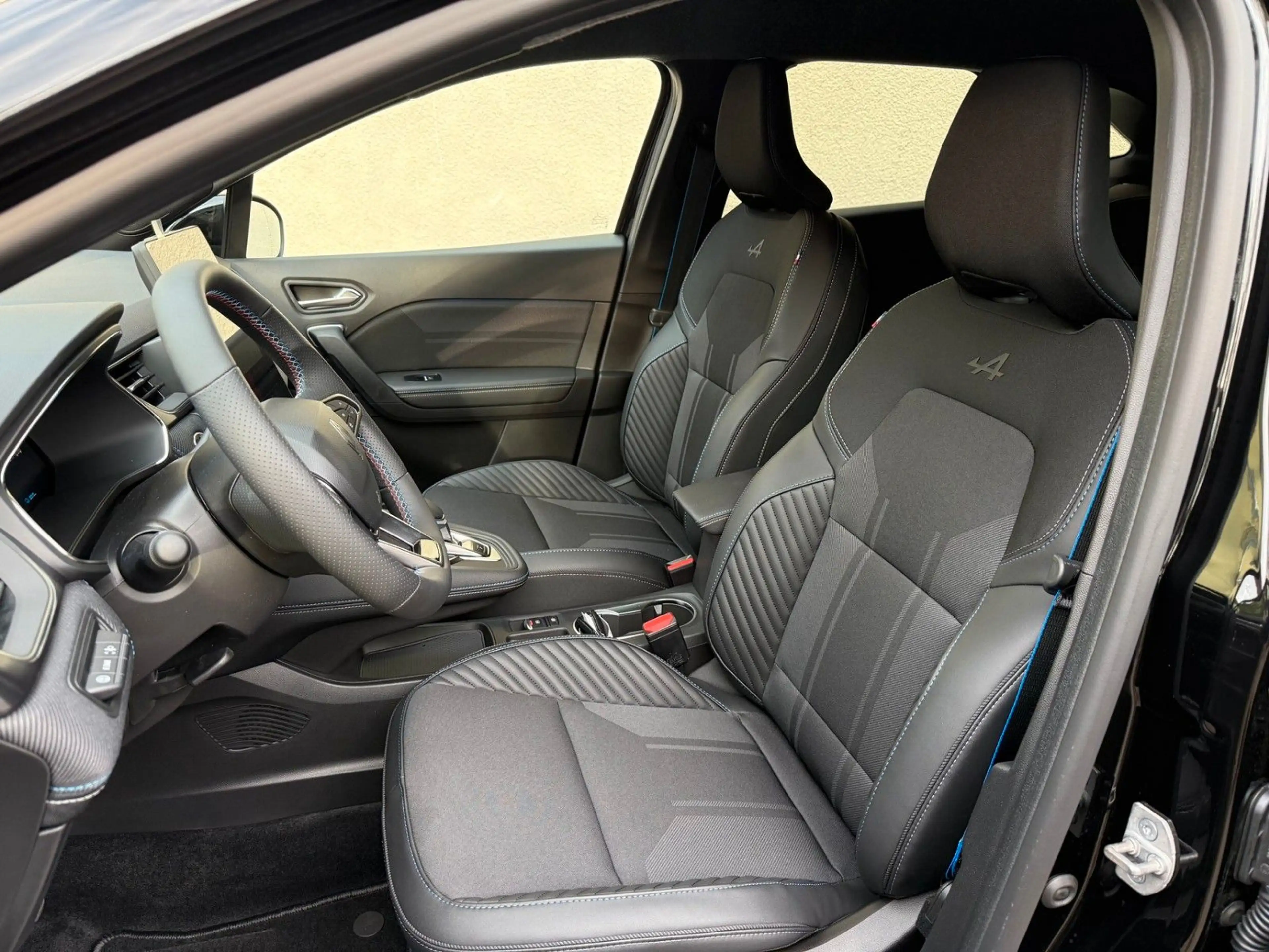 Renault Symbioz Full Hybrid E-Tech 160 Esprit Alpine — photo 7