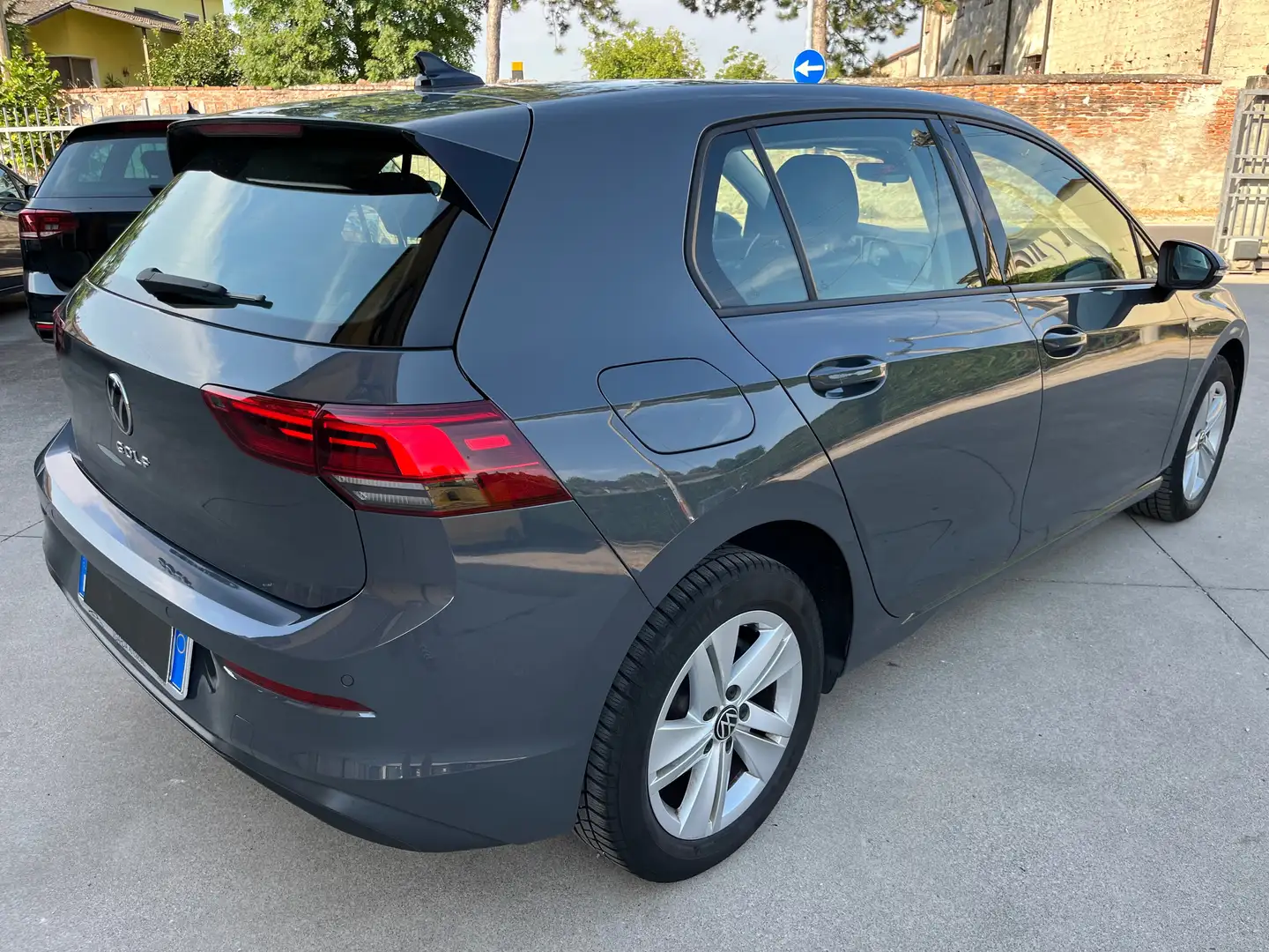 Volkswagen Golf 2.0 tdi Life 115cv dsg NEOPATENTATI! Gris - 2