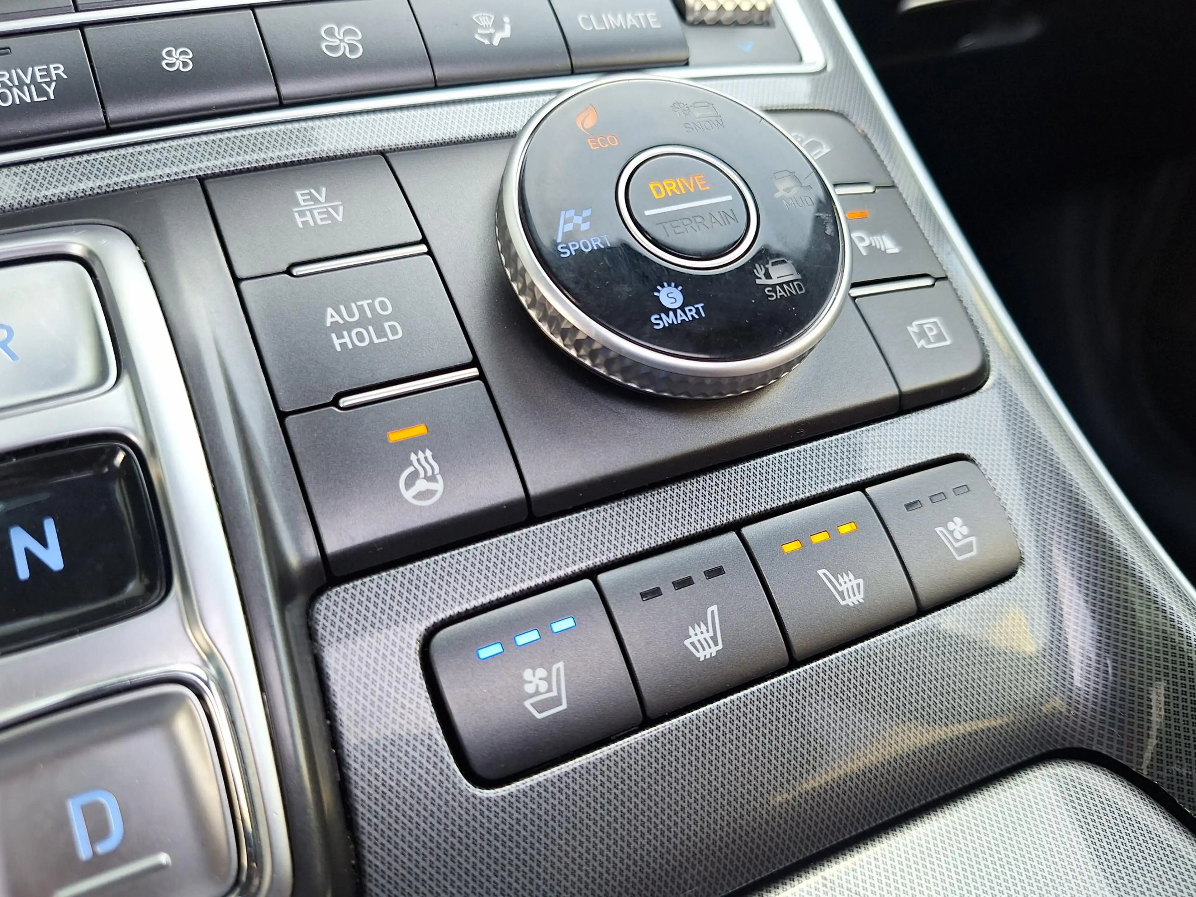 Hyundai SANTA FE 1.6 T-GDI PHEV Premium Sky | SOH: 96,8% | Panorama — photo 47