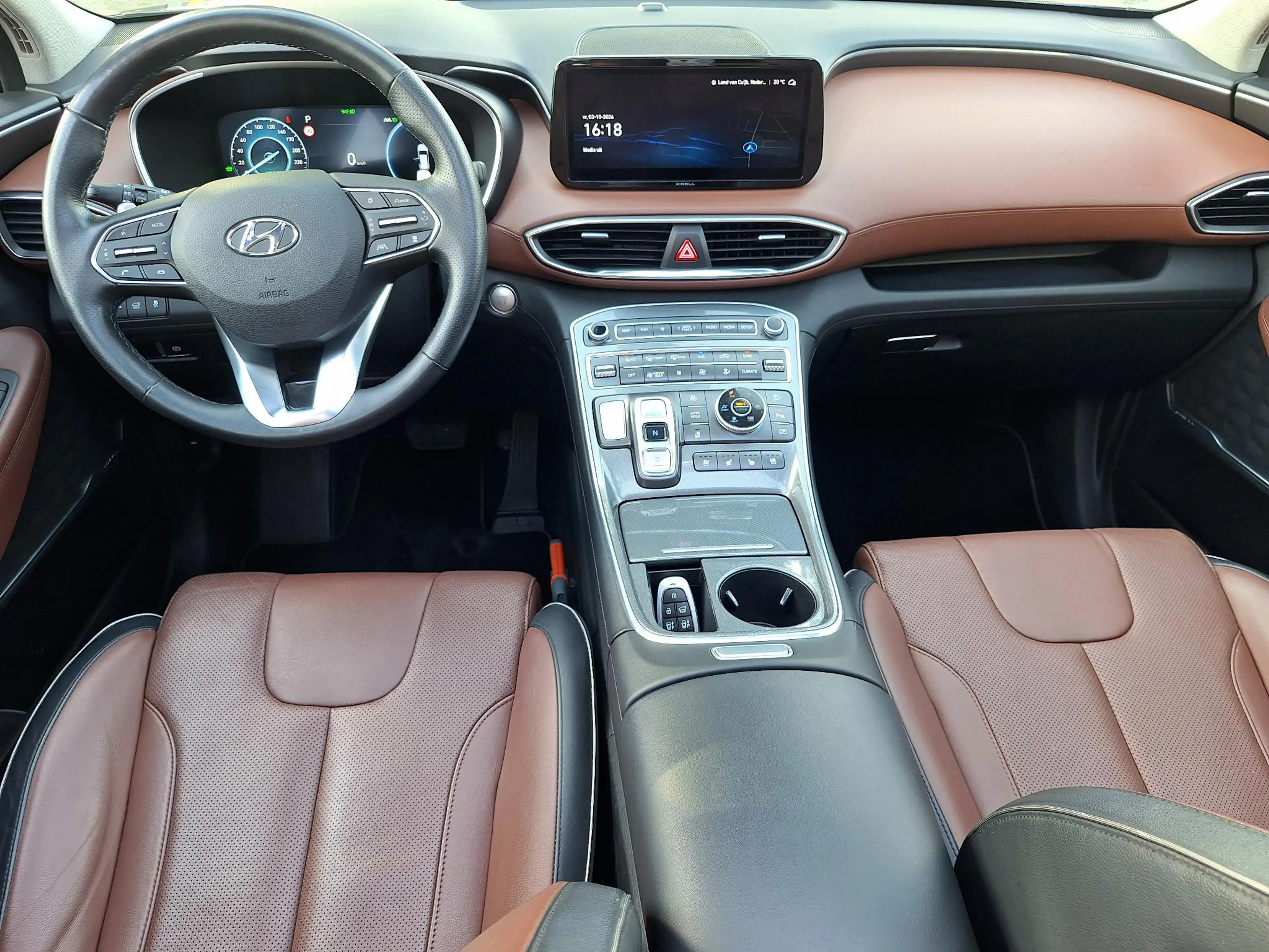 Hyundai SANTA FE 1.6 T-GDI PHEV Premium Sky | SOH: 96,8% | Panorama — photo 26