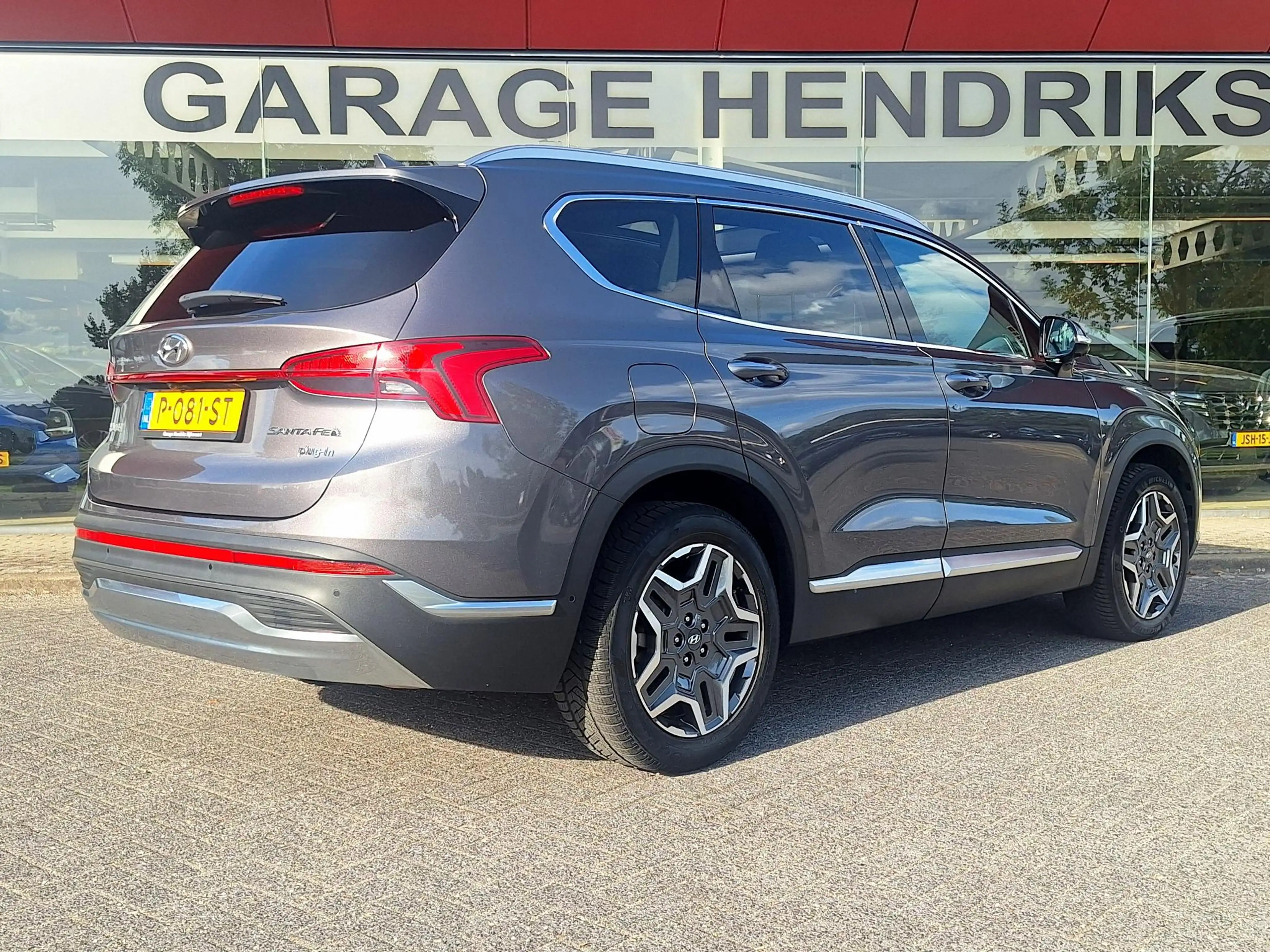 Hyundai SANTA FE 1.6 T-GDI PHEV Premium Sky | SOH: 96,8% | Panorama — photo 9
