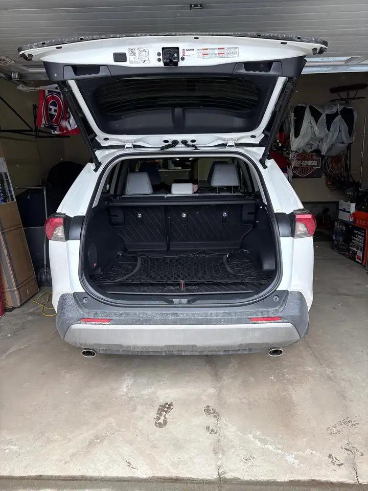 Toyota RAV 4 снимка Toyota RAV 4