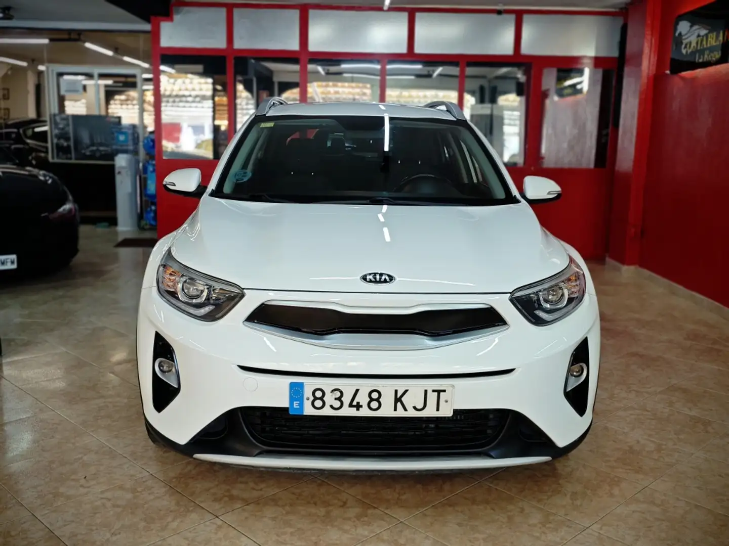 Kia Stonic 1.6CRDi VGT Eco-Dynamic Business 110 - 2