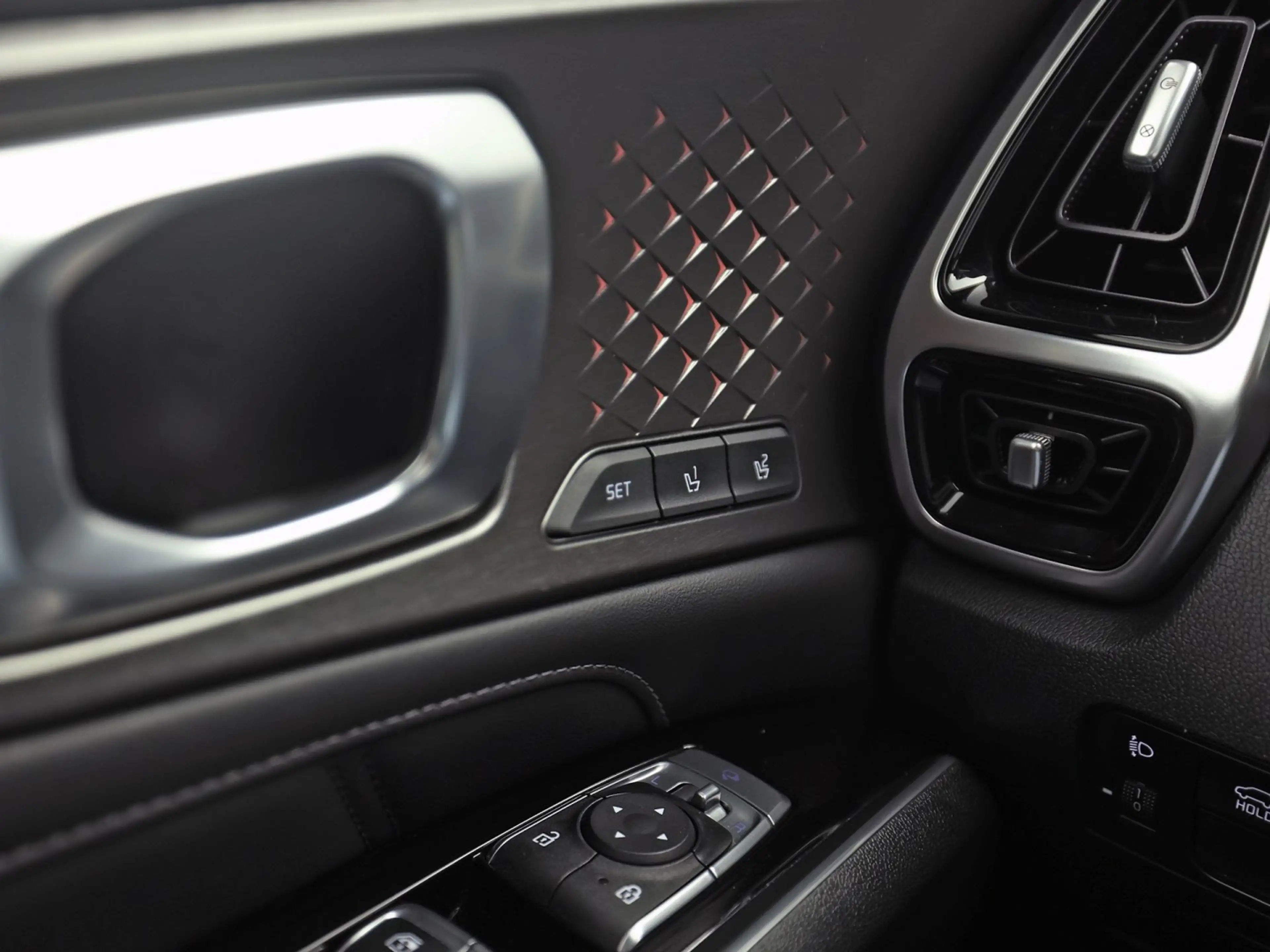 Kia Sorento 1.6 T-GDI Plug-in Hybrid 4WD ExecutiveLine 7 Perso — photo 30