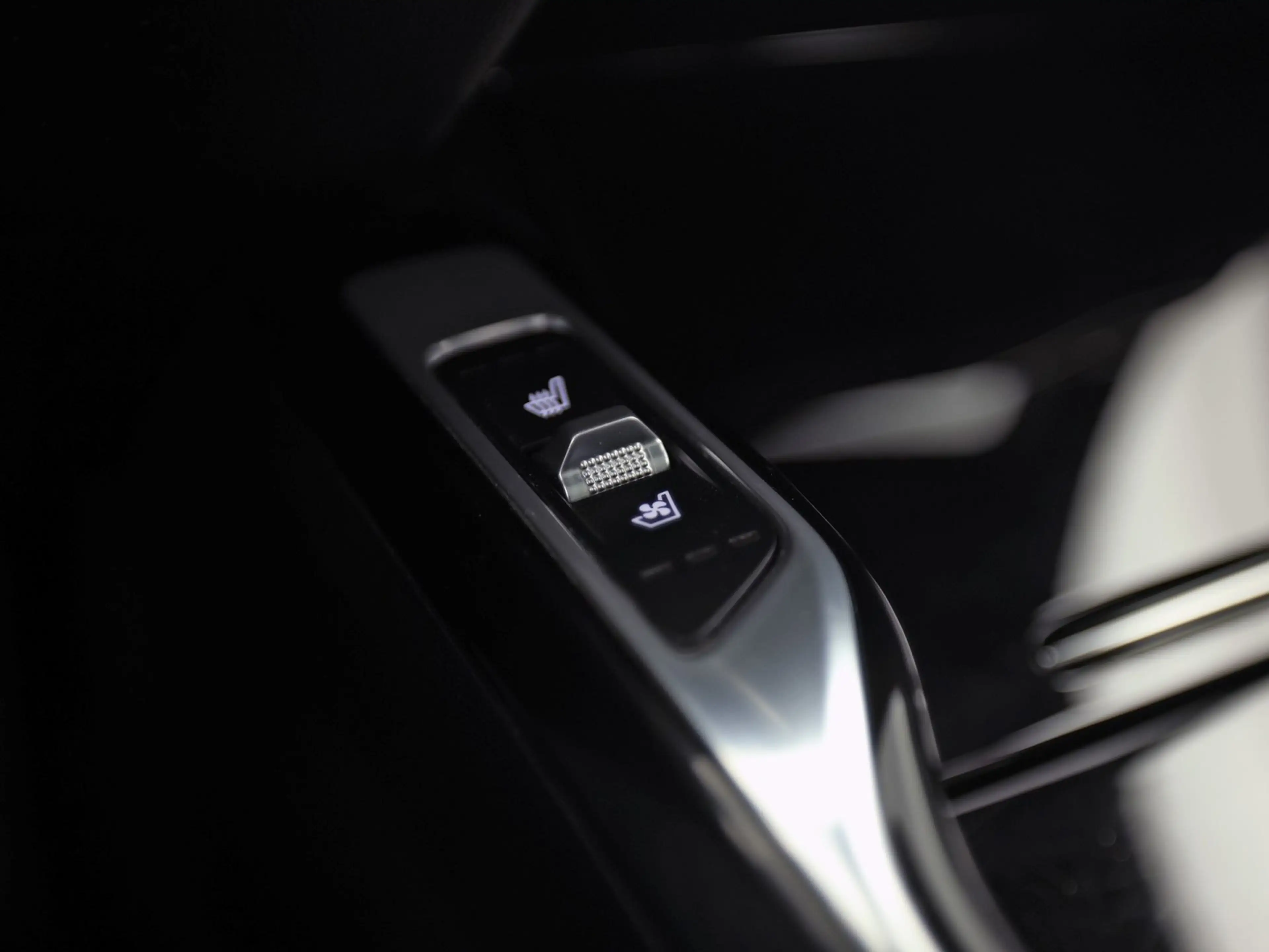 Kia Sorento 1.6 T-GDI Plug-in Hybrid 4WD ExecutiveLine 7 Perso — photo 29