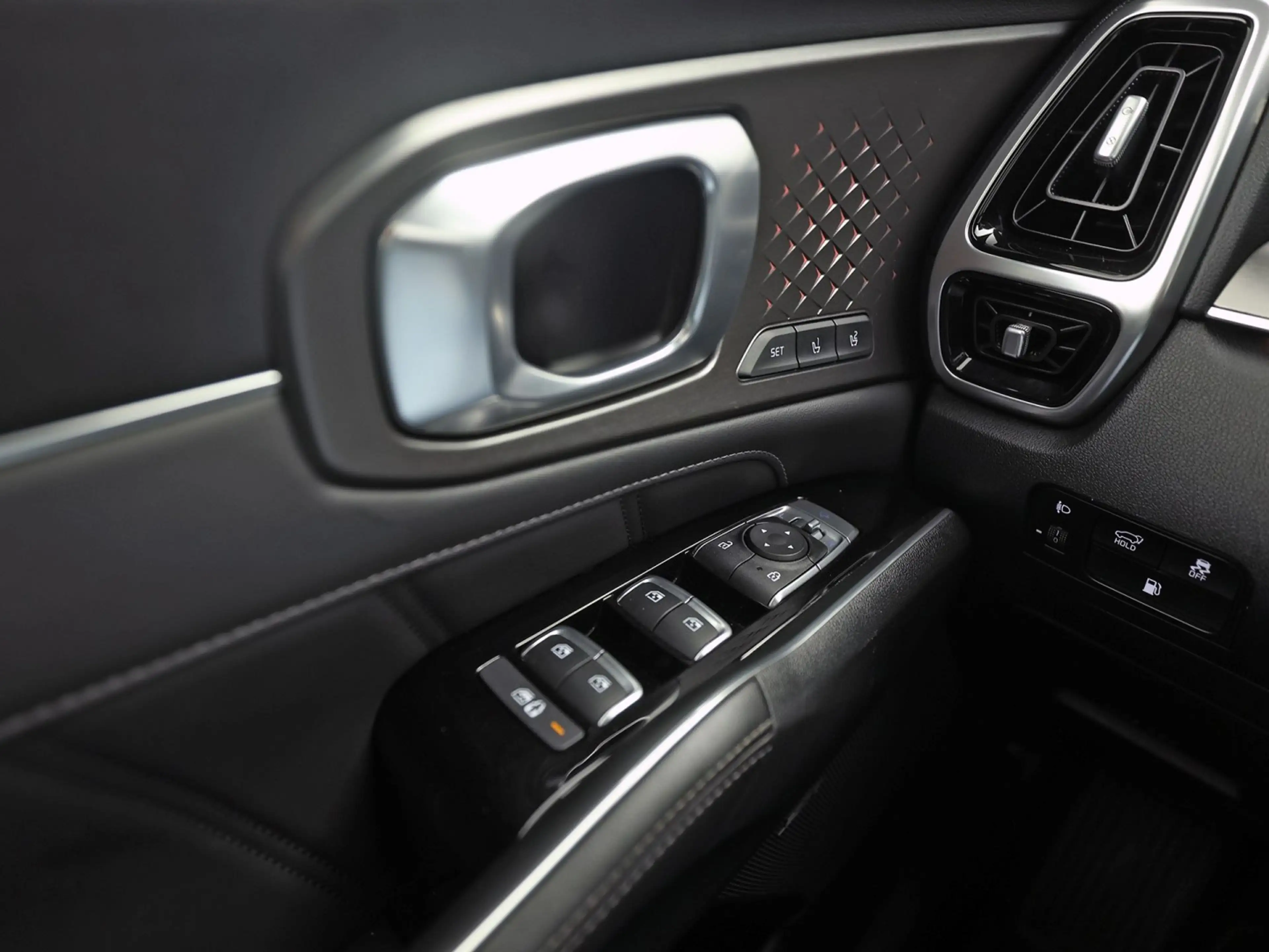 Kia Sorento 1.6 T-GDI Plug-in Hybrid 4WD ExecutiveLine 7 Perso — photo 37