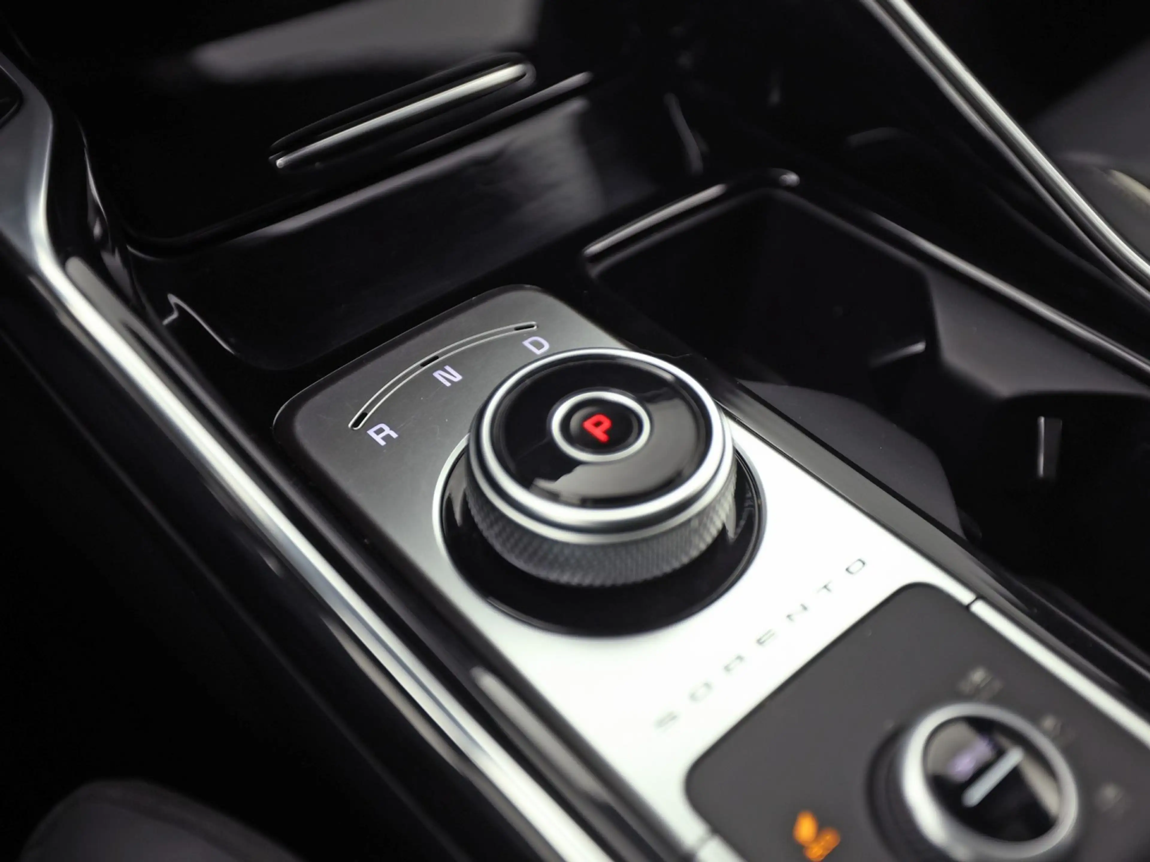 Kia Sorento 1.6 T-GDI Plug-in Hybrid 4WD ExecutiveLine 7 Perso — photo 31