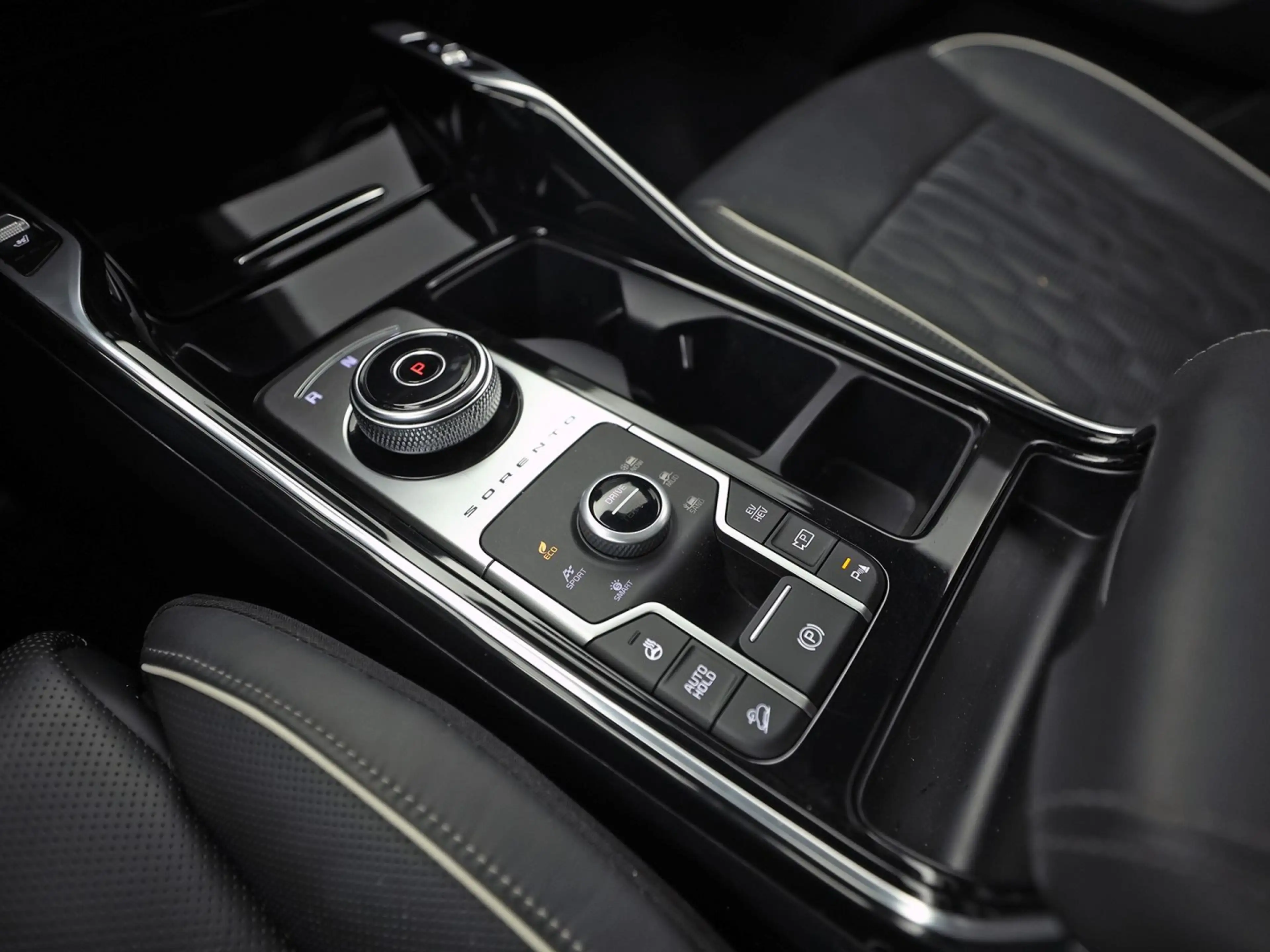 Kia Sorento 1.6 T-GDI Plug-in Hybrid 4WD ExecutiveLine 7 Perso — photo 11