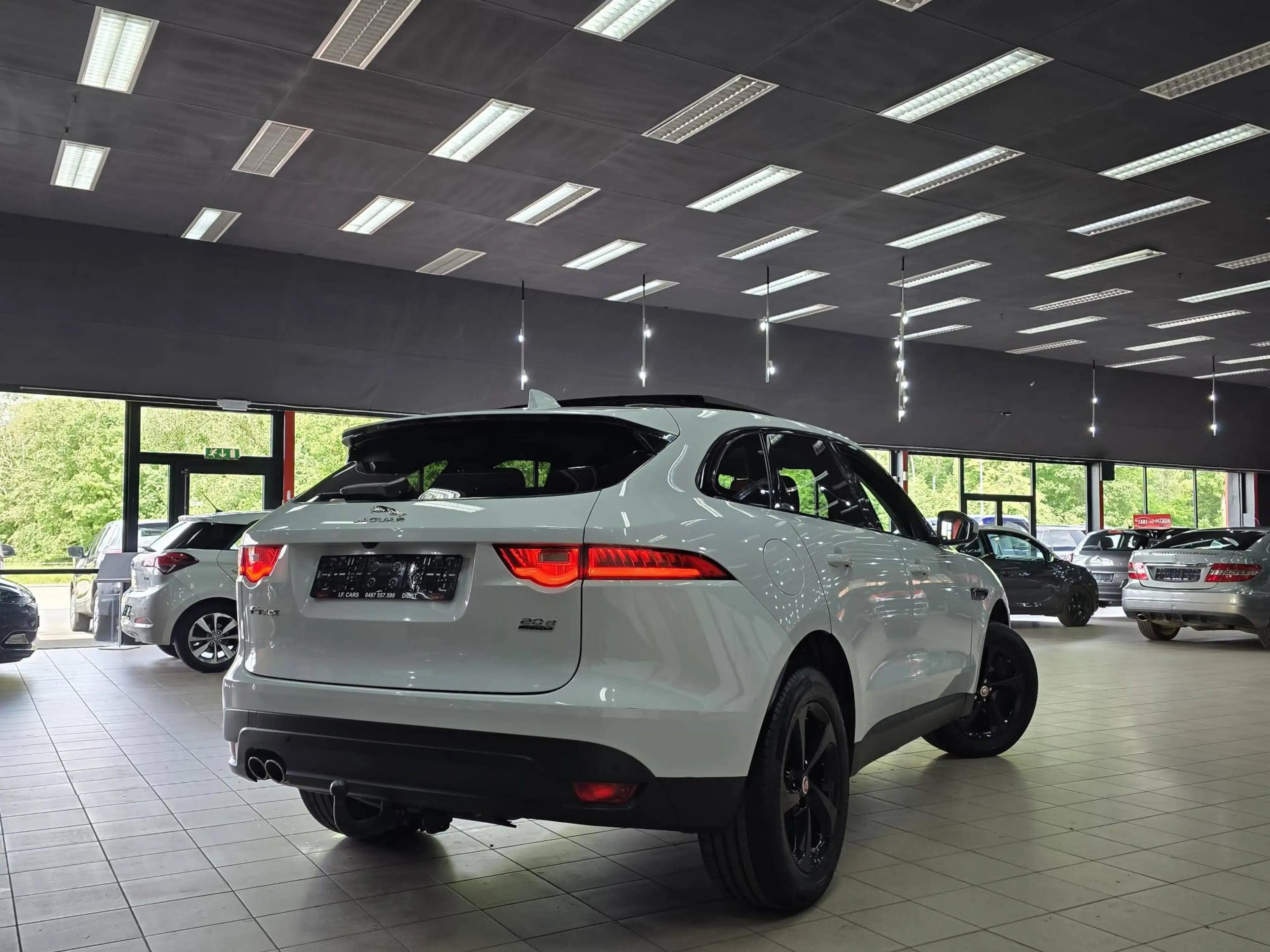 Jaguar F-Pace F-Pace 2.0 D AWD Limited Edition Prestige**EXPORT OF HANDELAAR VERKOOP** — photo 7