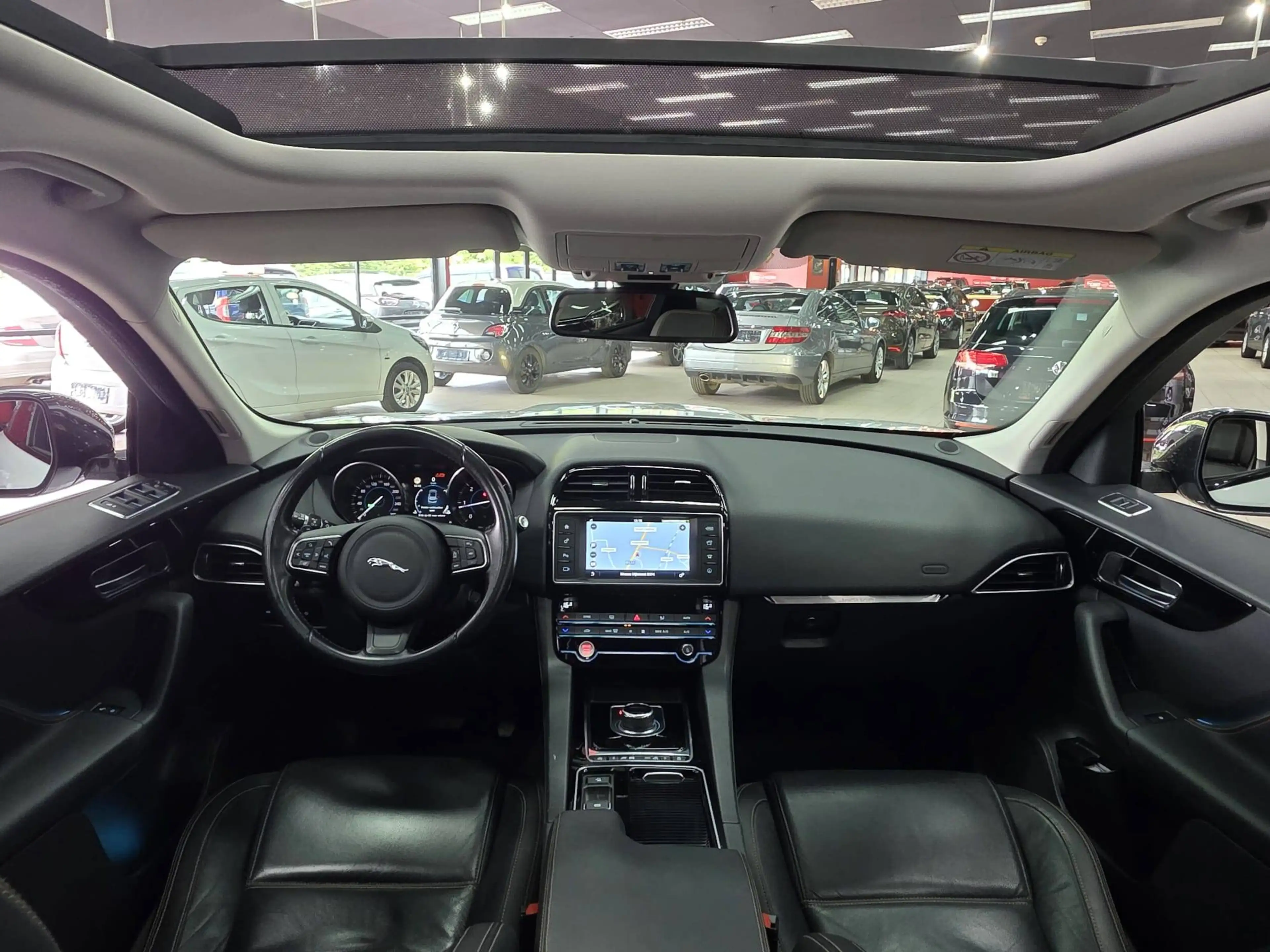 Jaguar F-Pace F-Pace 2.0 D AWD Limited Edition Prestige**EXPORT OF HANDELAAR VERKOOP** — photo 10