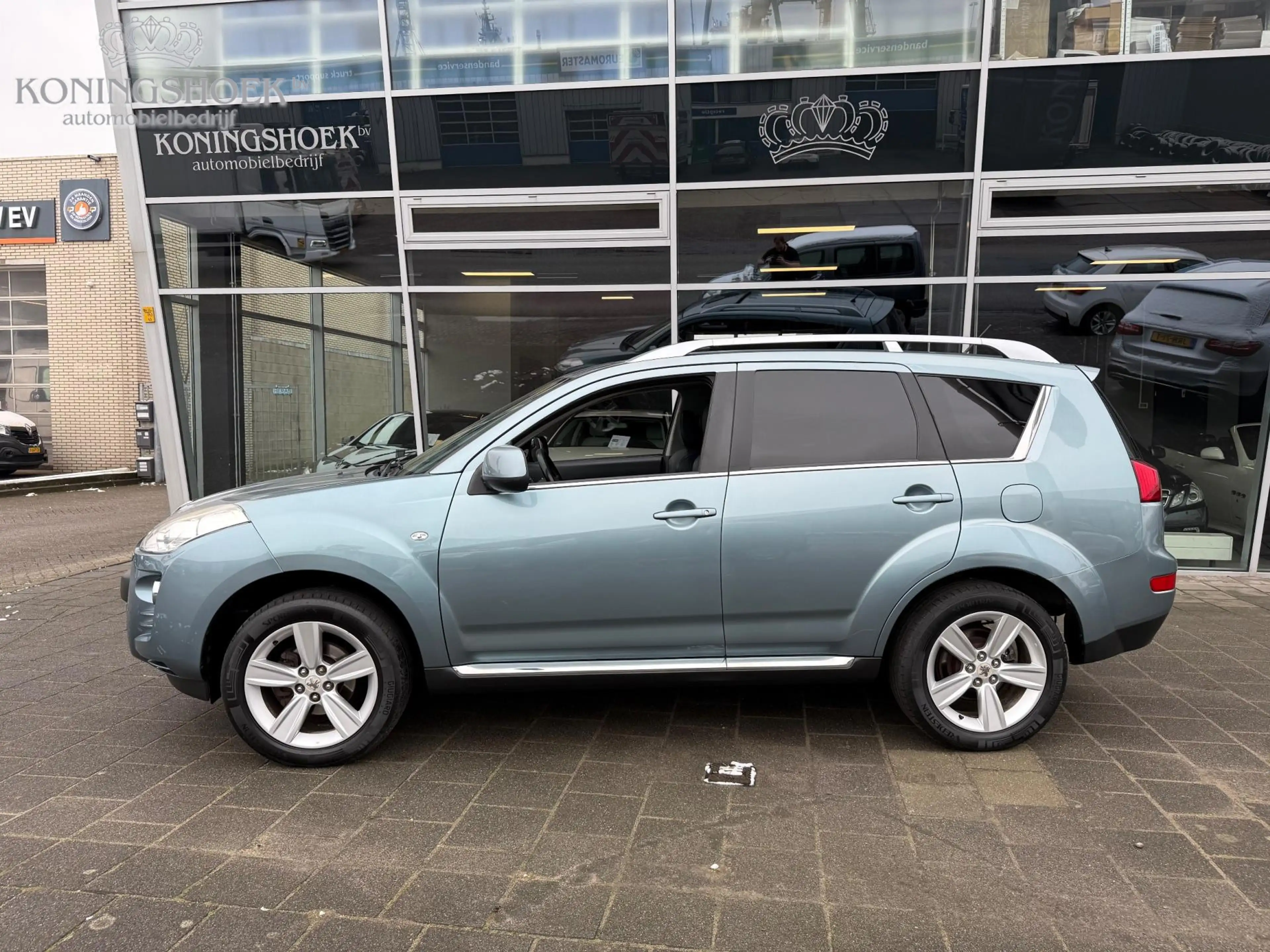 Peugeot 4007 2.4 GT 7p. Automaat — photo 15