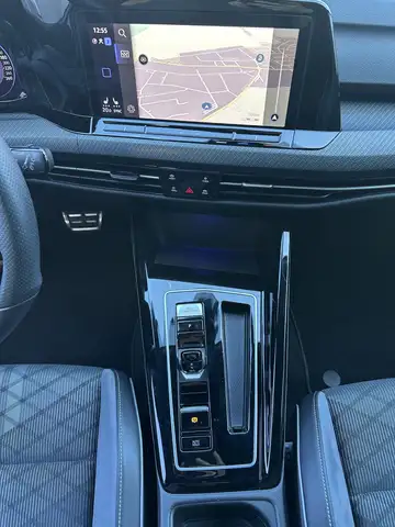 Volkswagen Golf view 12