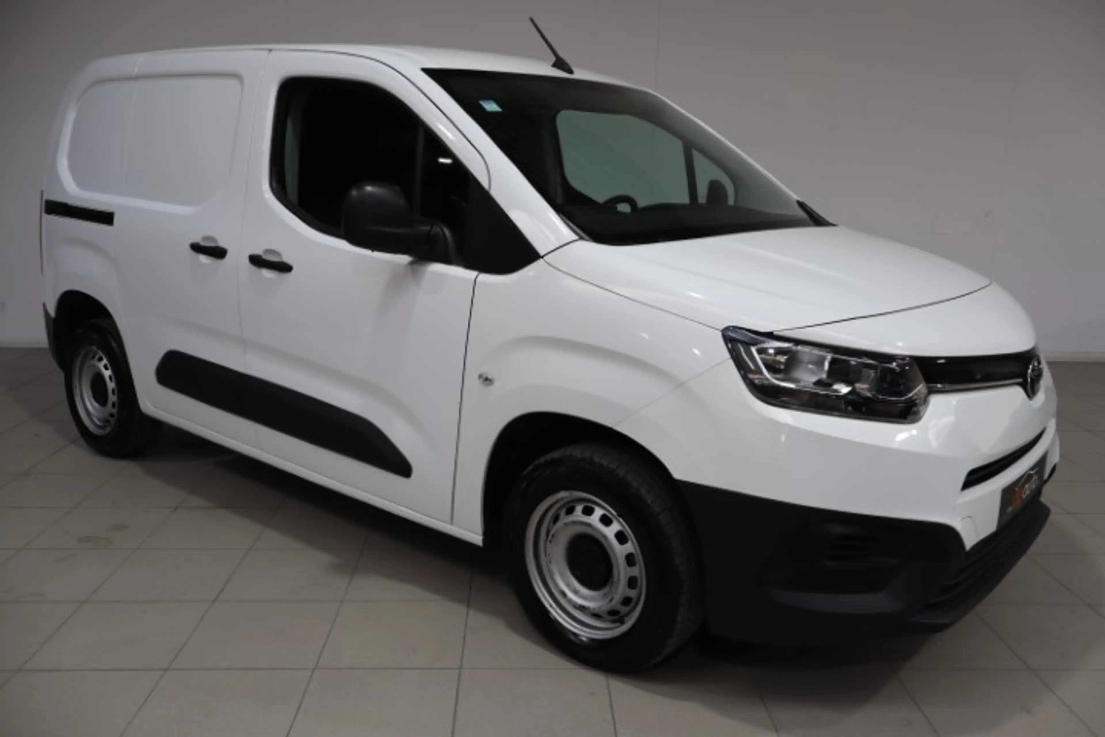 Toyota Proace 1.5 D — photo 4