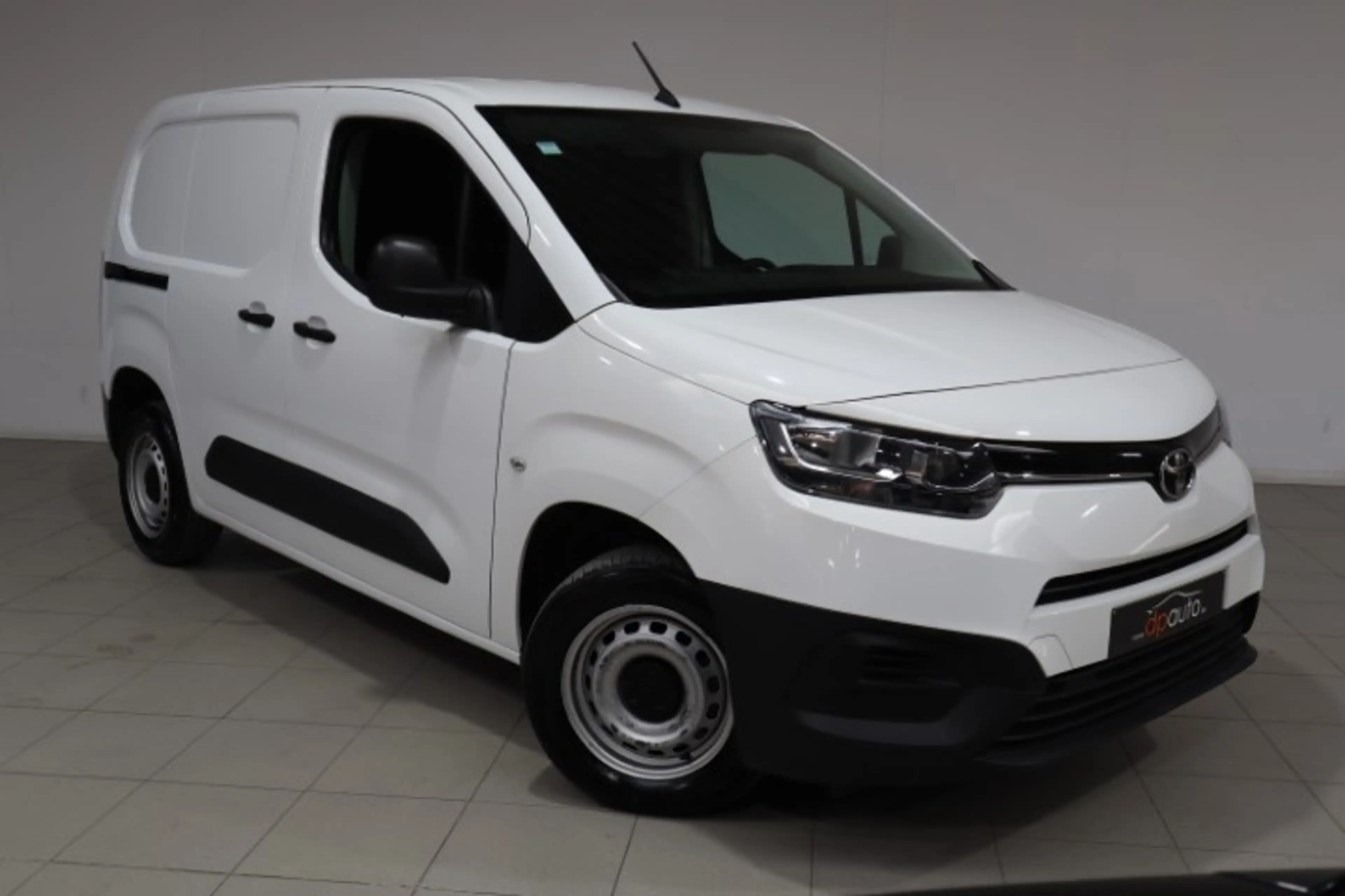 Toyota Proace 1.5 D — photo 3