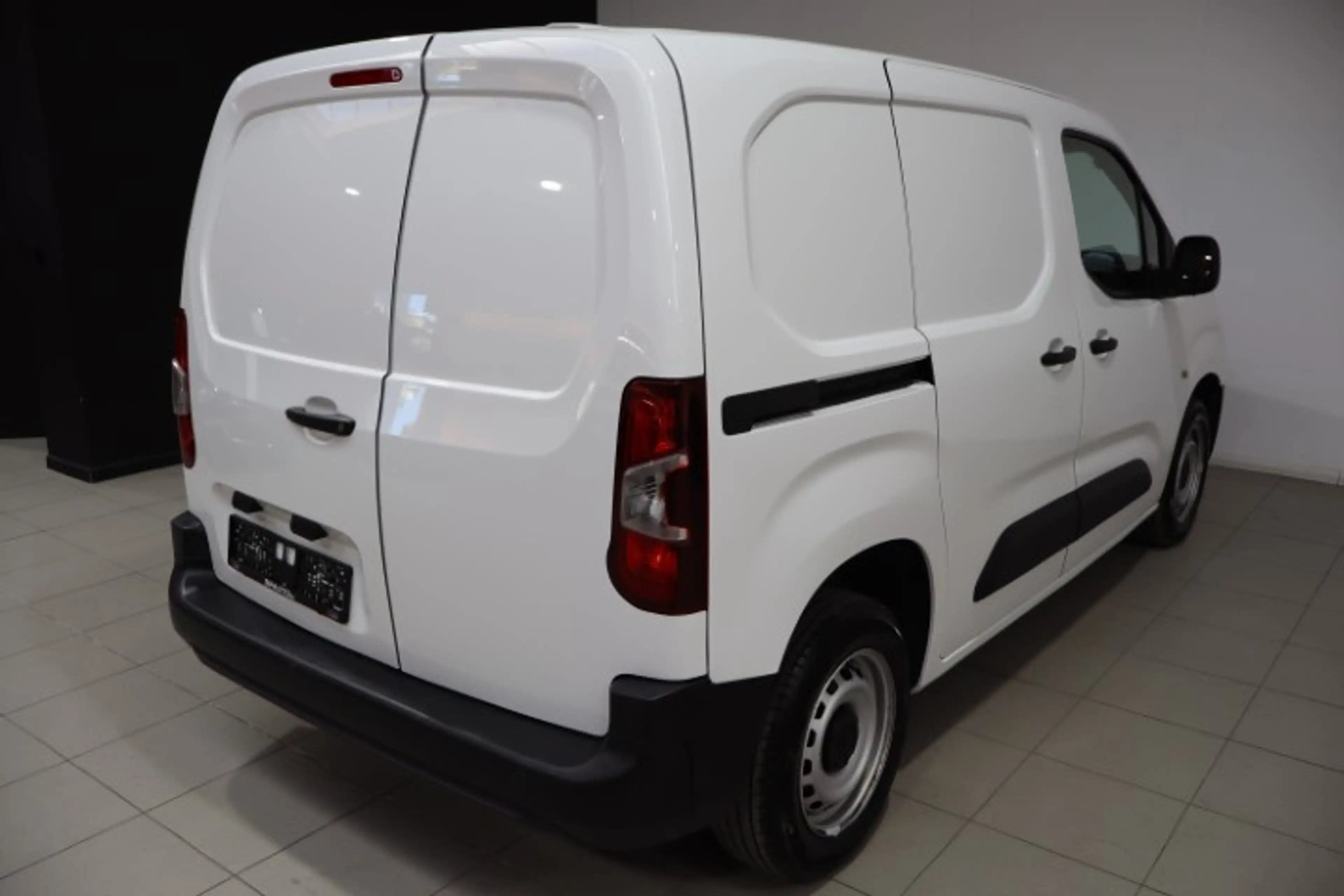 Toyota Proace 1.5 D — photo 9