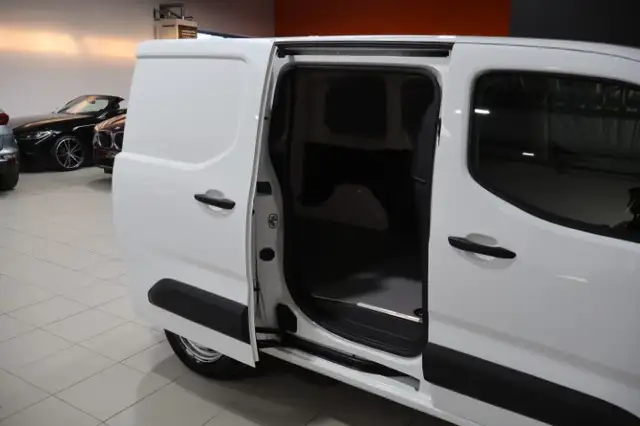 Toyota Proace view 11