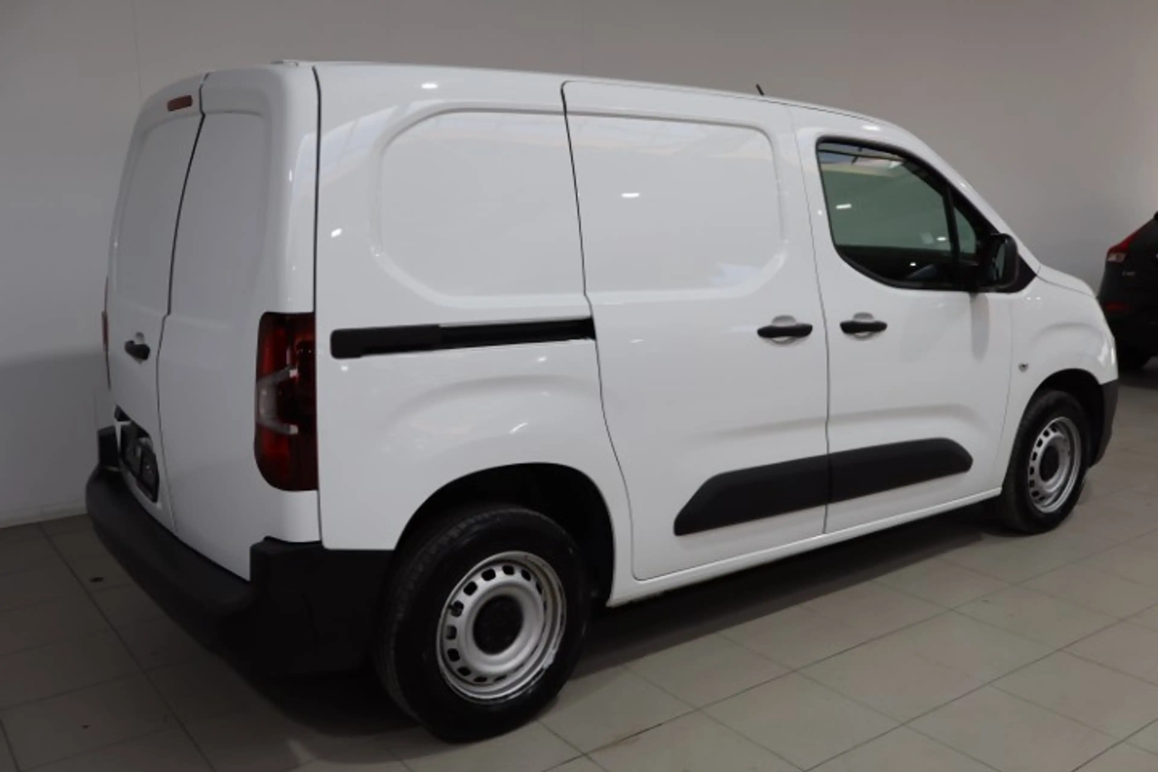 Toyota Proace 1.5 D — photo 8