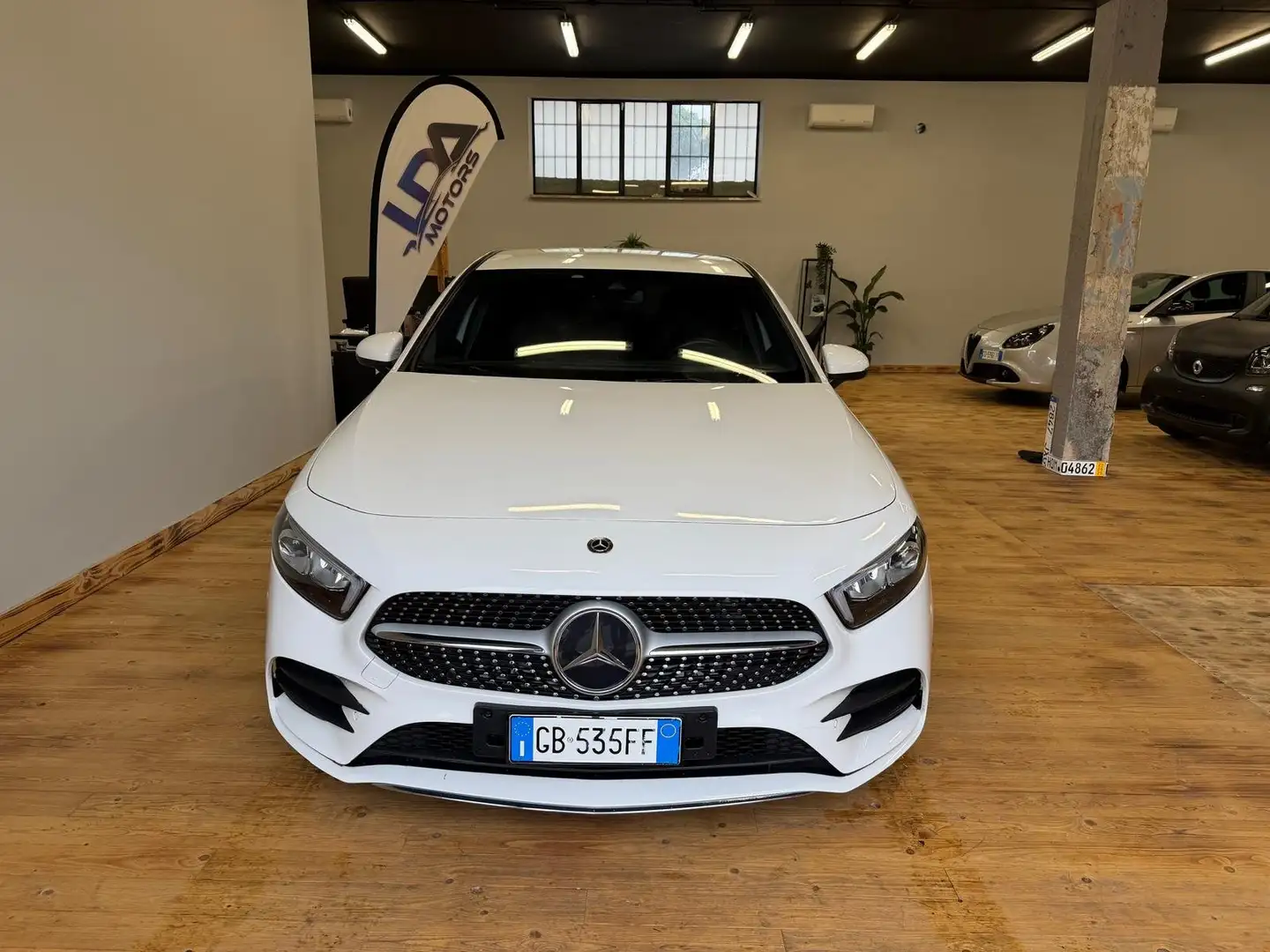 Mercedes-Benz A 180 Classe A - 180d Premium AMG line Bianco - 2