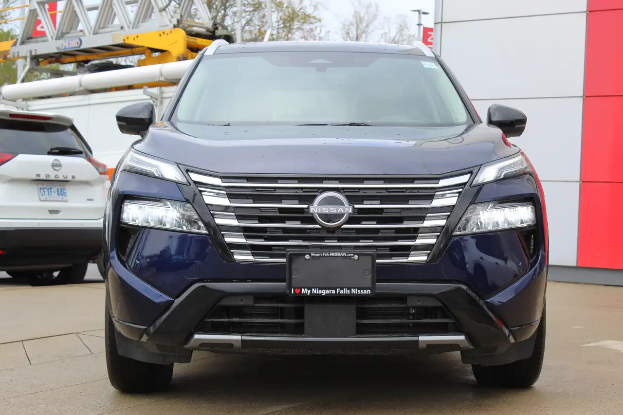 Nissan Rogue снимка Nissan Rogue