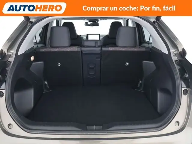 Toyota Yaris Cross view 18