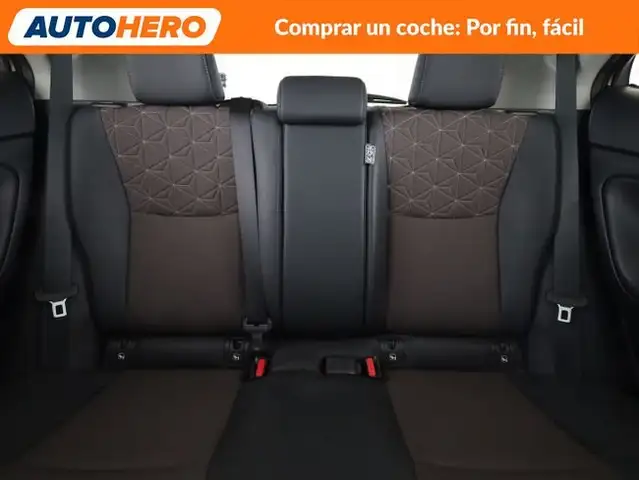 Toyota Yaris Cross view 16