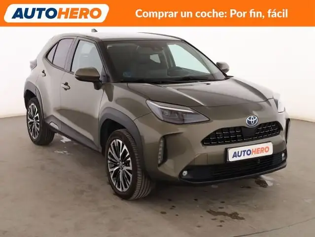 Toyota Yaris Cross view 8