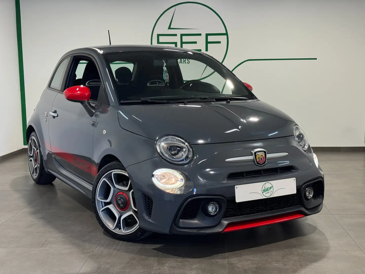 Abarth 595 ** 1.4 T-Jet ** GPS ** A/C ** Garantie 12 mois ** Gris - 1