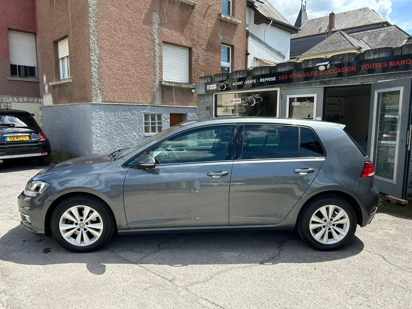Volkswagen Golf Golf 1.6 TDI 115CV DSG HIGLINE Gris - 2