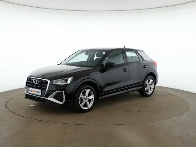 Audi Q2 30 TDI S line