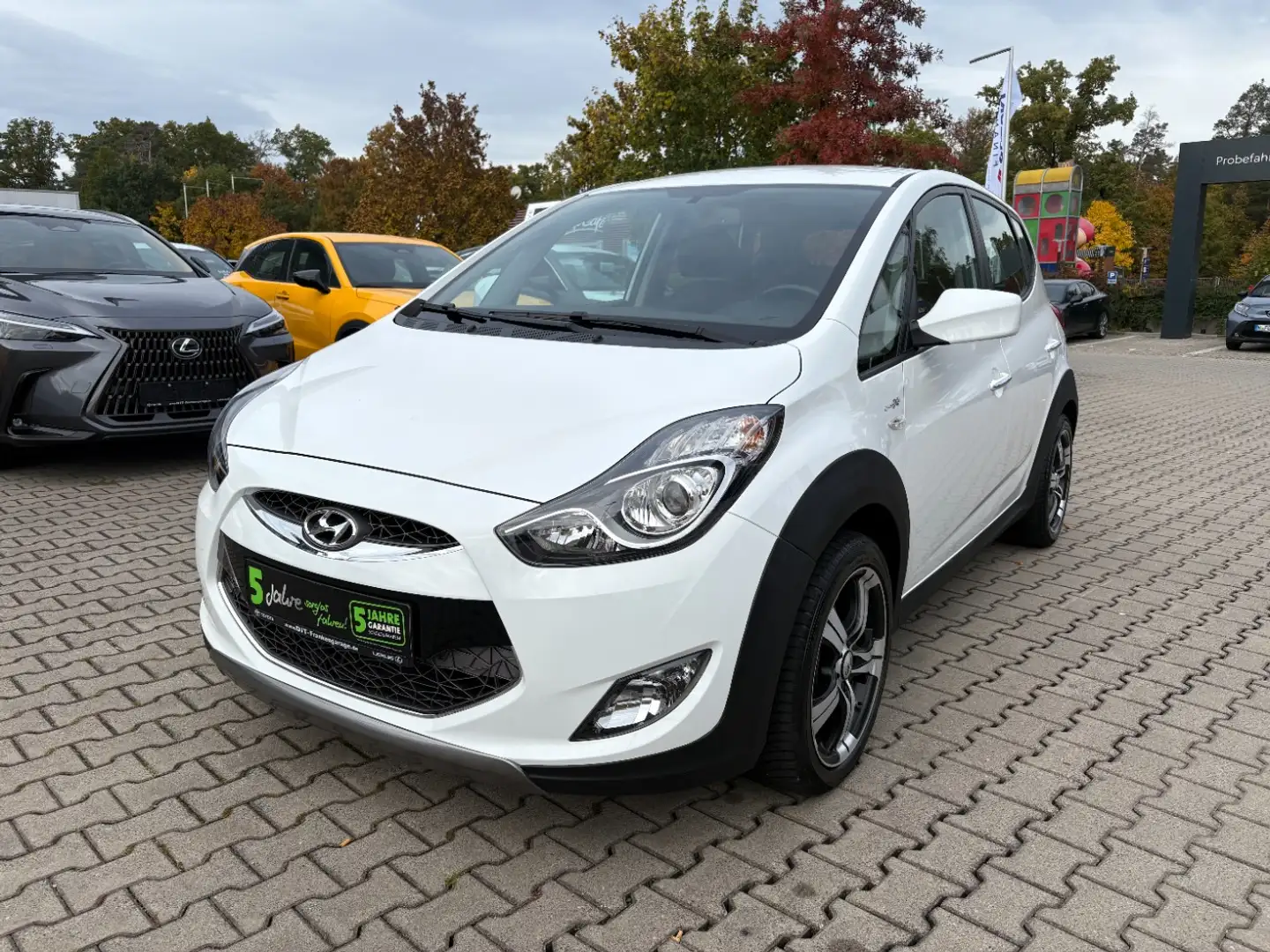Hyundai iX20 1.4 Cross Klima, Radio, USB, BT, PDC hinten Bianco - 2