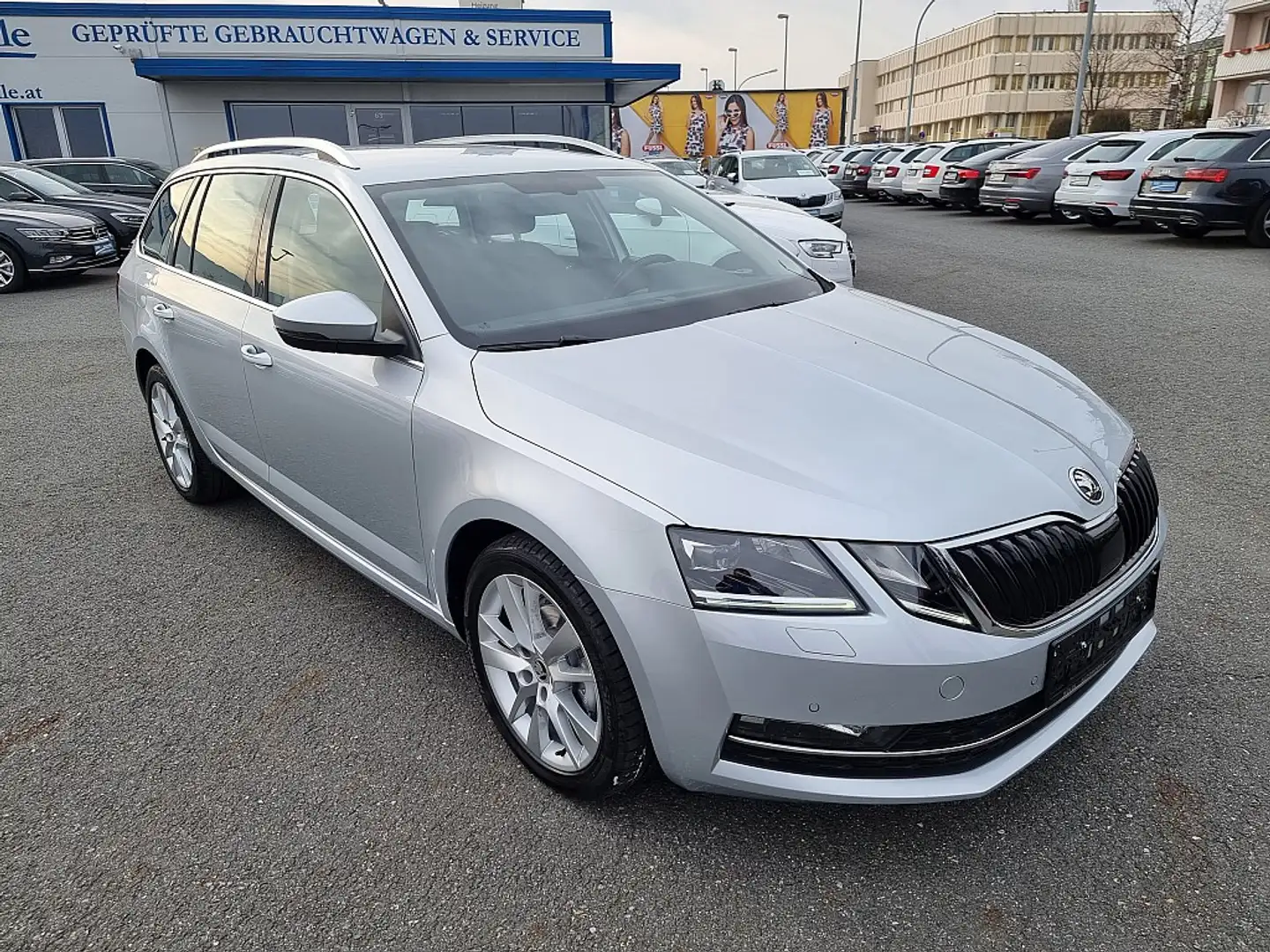 Skoda Octavia Combi 1,6 TDI Style Limited Grau - 1