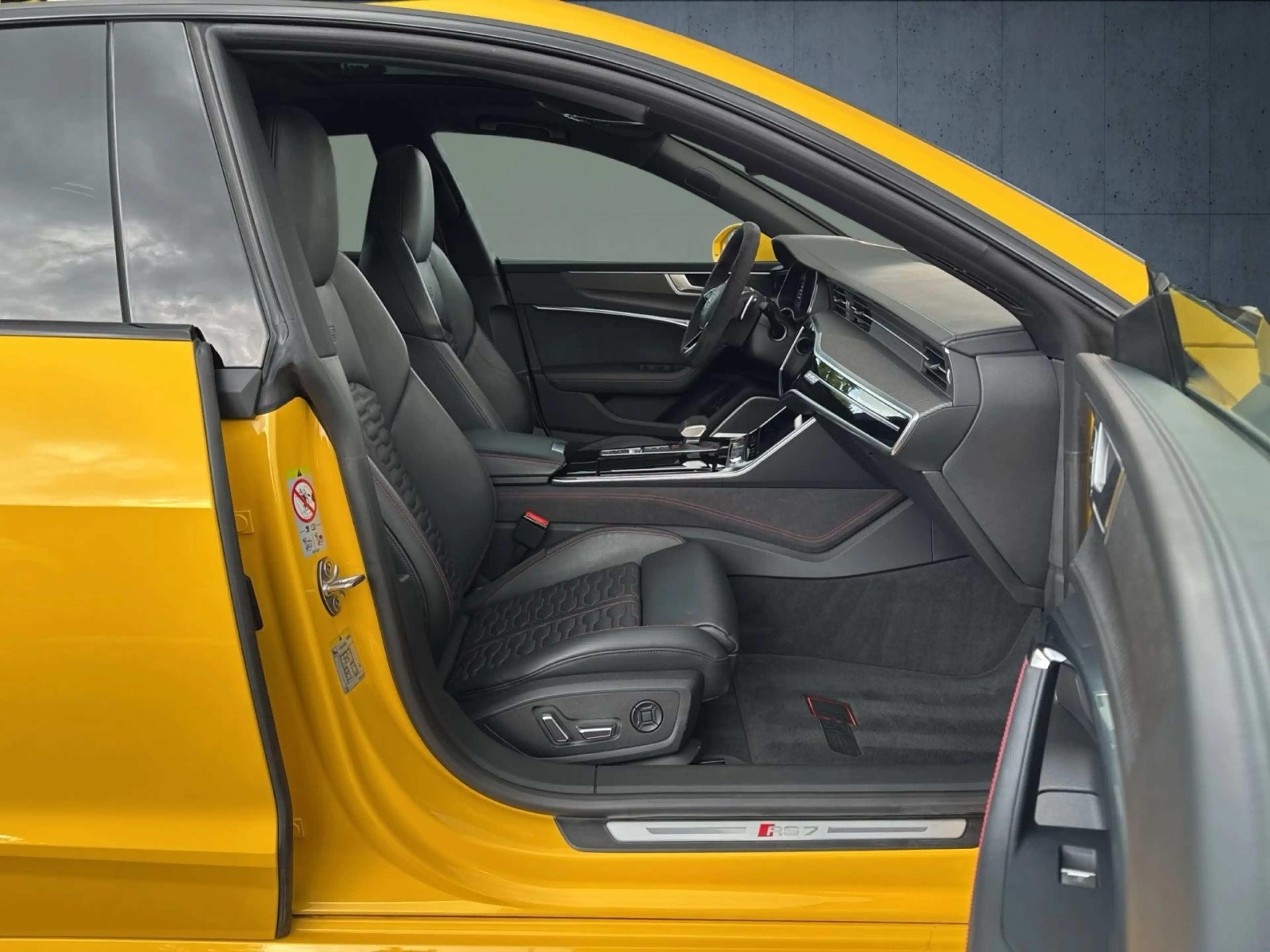 Audi RS7 StHz/Keramik/Carbon/305/Pano/B&O/ — photo 15