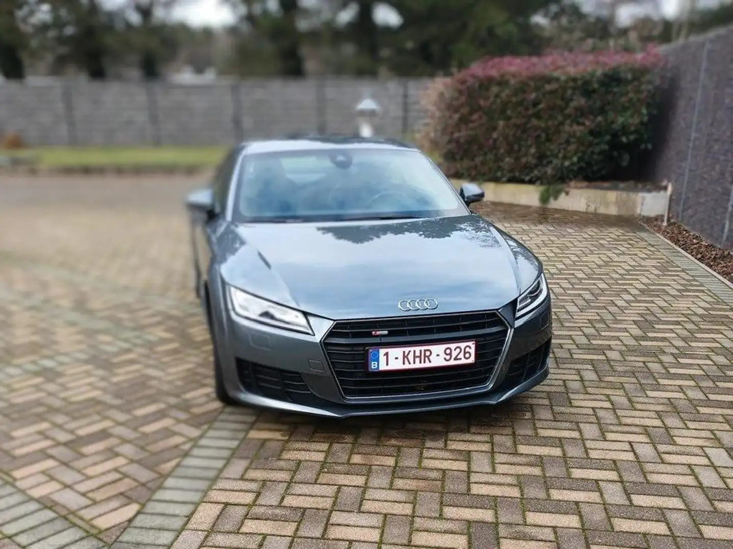 Audi TT Coupé 2.0 TFSI S Line (tuned 330 pk) Gris - 1