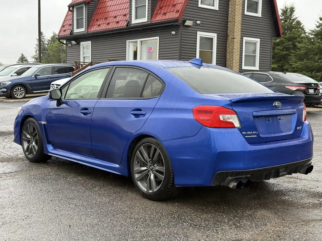 Subaru WRX снимка Subaru WRX
