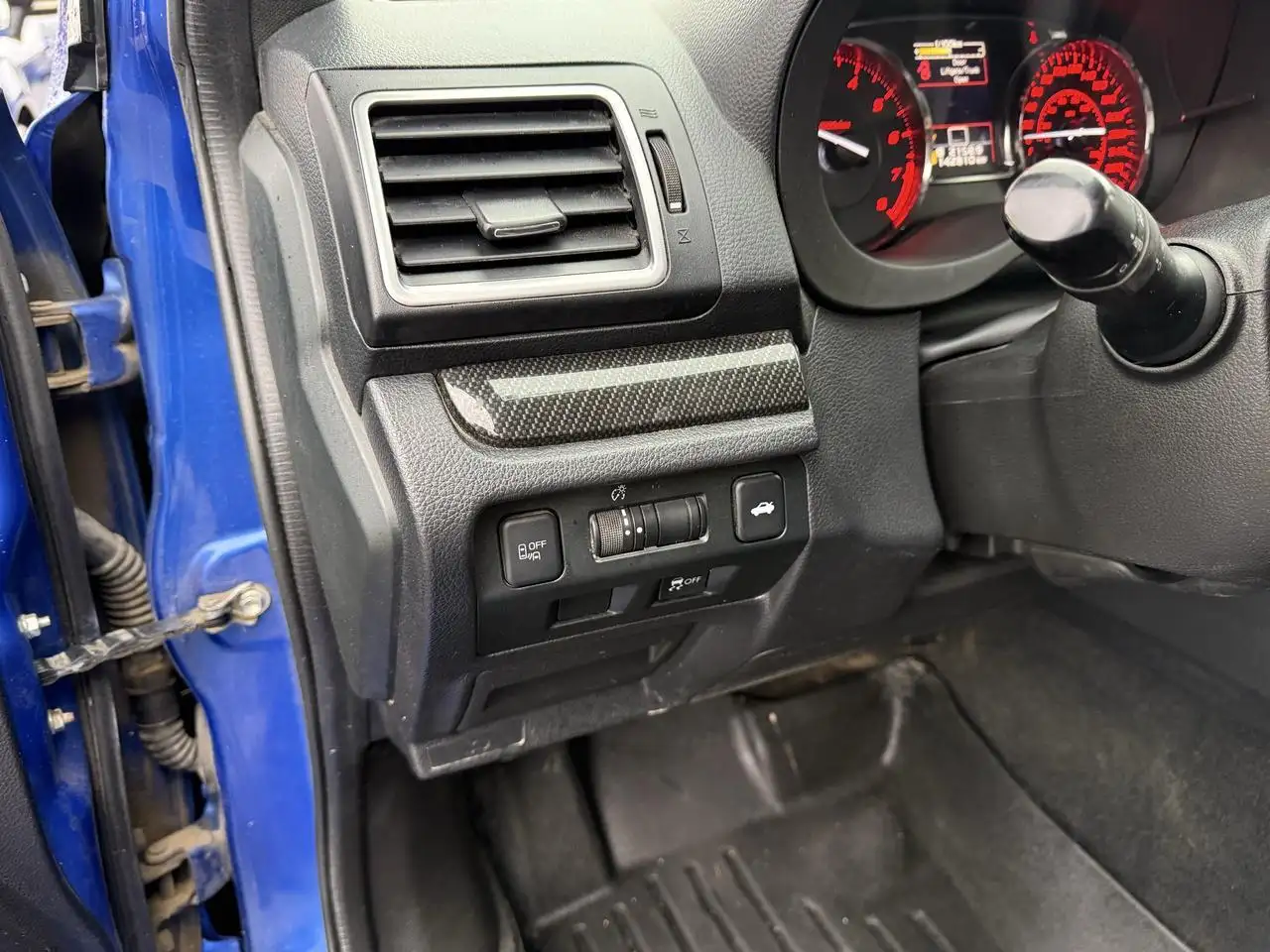 Subaru WRX снимка Subaru WRX
