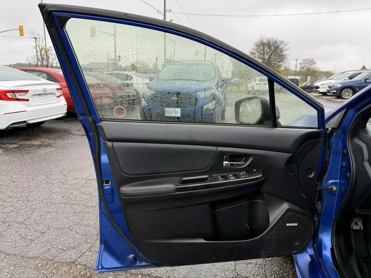 Subaru WRX снимка Subaru WRX