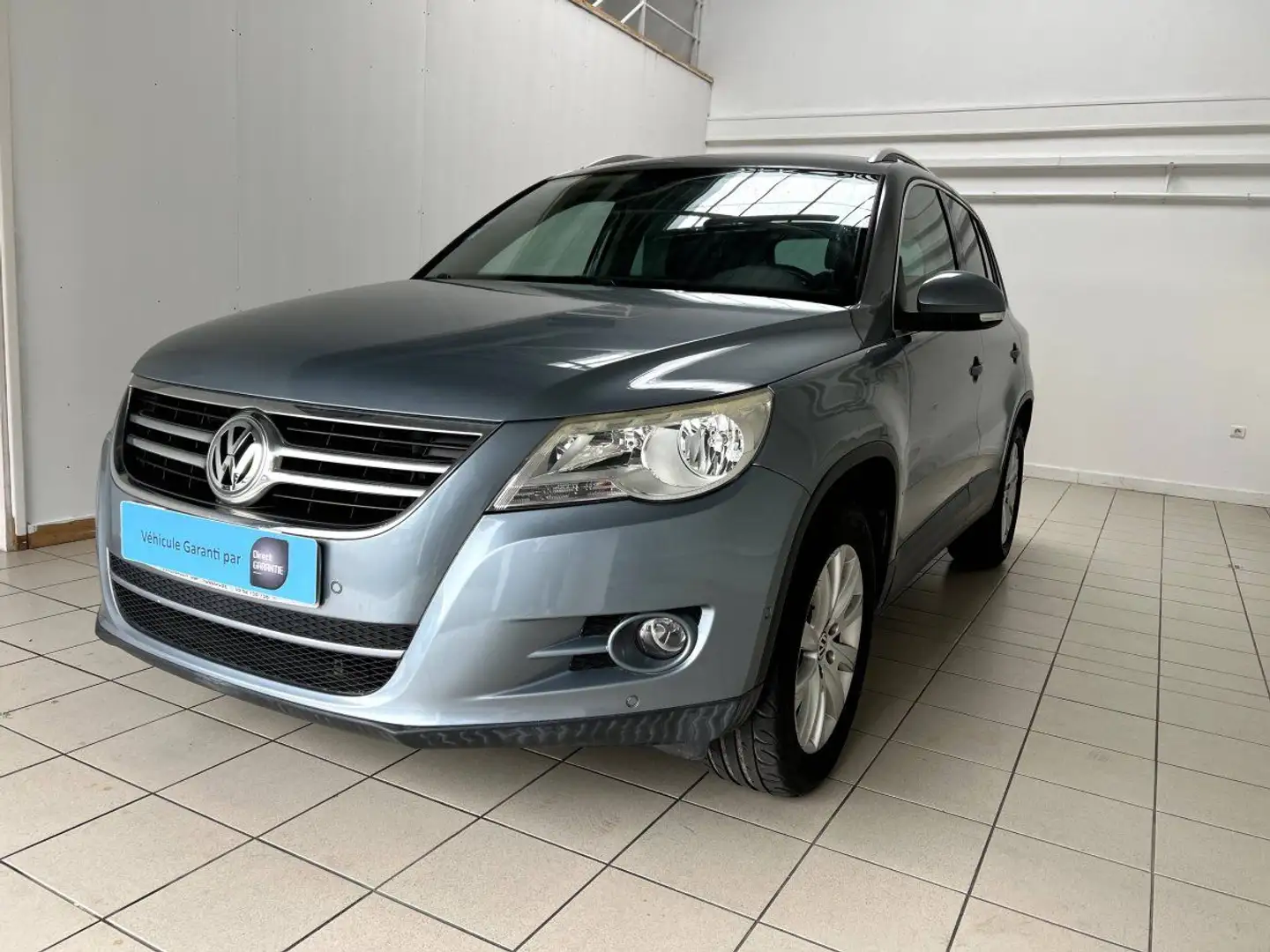 Volkswagen Tiguan 2.0 TDI 140ch FAP Sportline Gris - 1