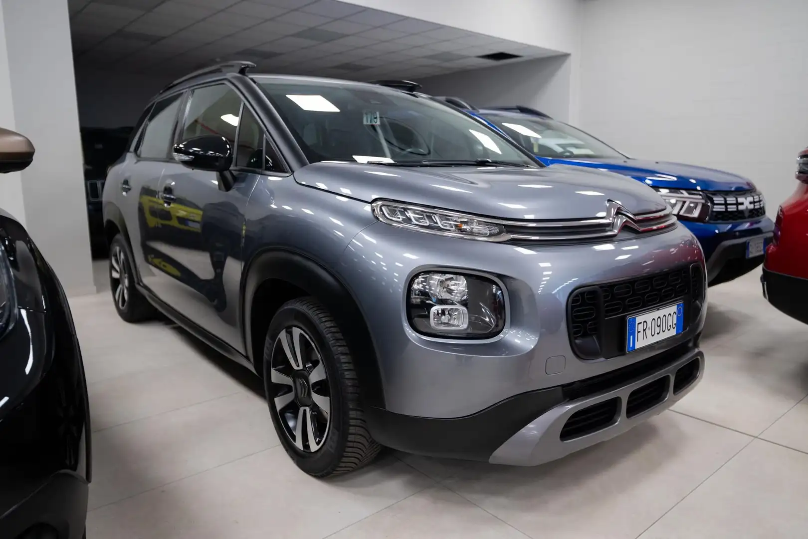 Citroen C3 Aircross 1.2 puretech Feel s&s 110cv Grijs - 1