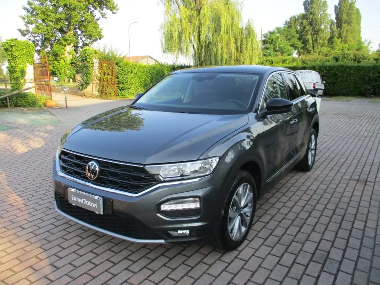 Volkswagen T-Roc 1.0 TSI 110Cv Style - CarPlay/Display Grijs - 1