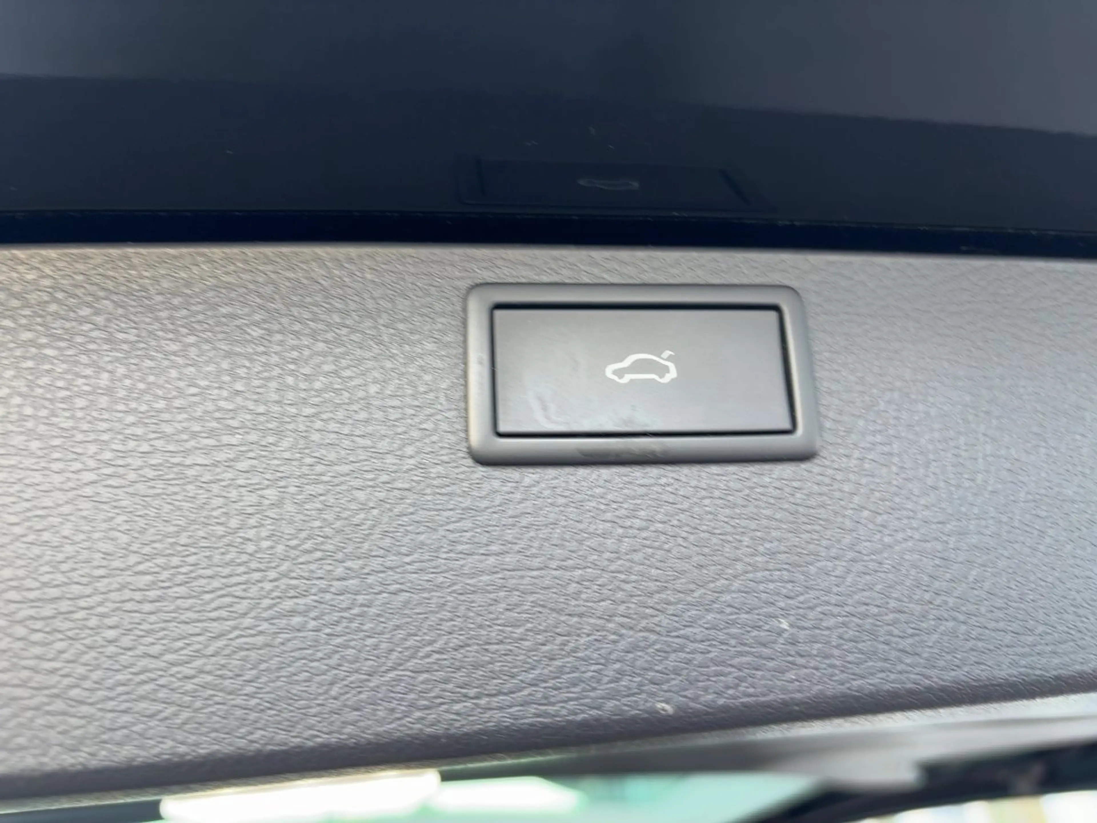 Volkswagen T6.1 Multivan Comfortline — photo 11