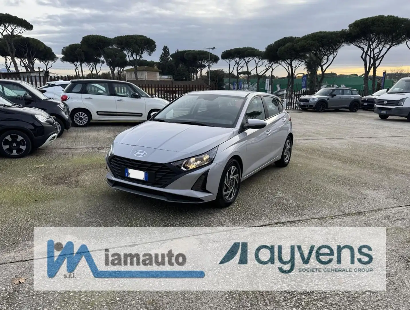 Hyundai i20 CONNECTLINE 1.2 MPI 79cv LANE ASSIST TELECAM Grigio - 1