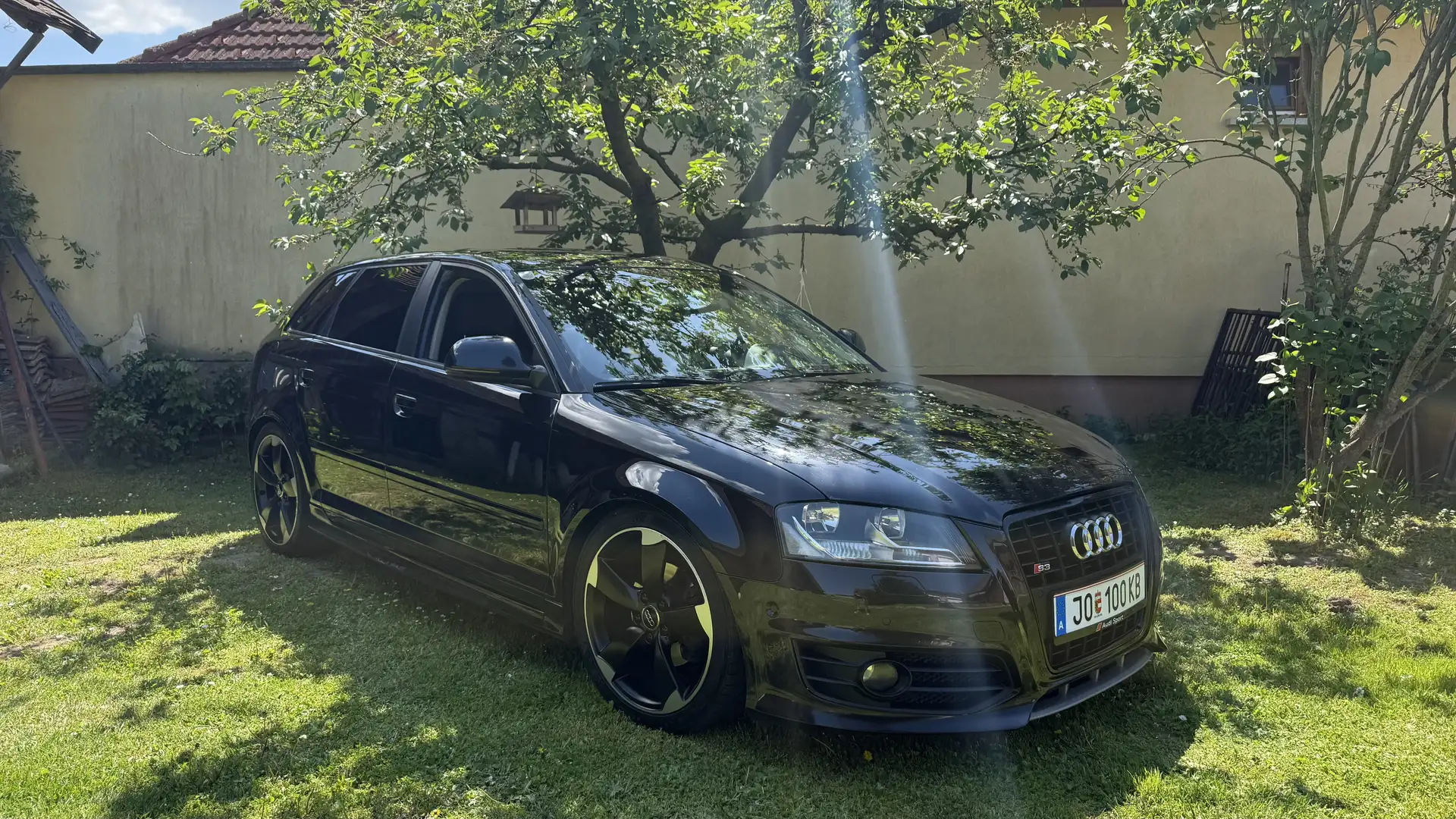 Audi A3 1.8 TFSI Sportback Attraction Schwarz - 1