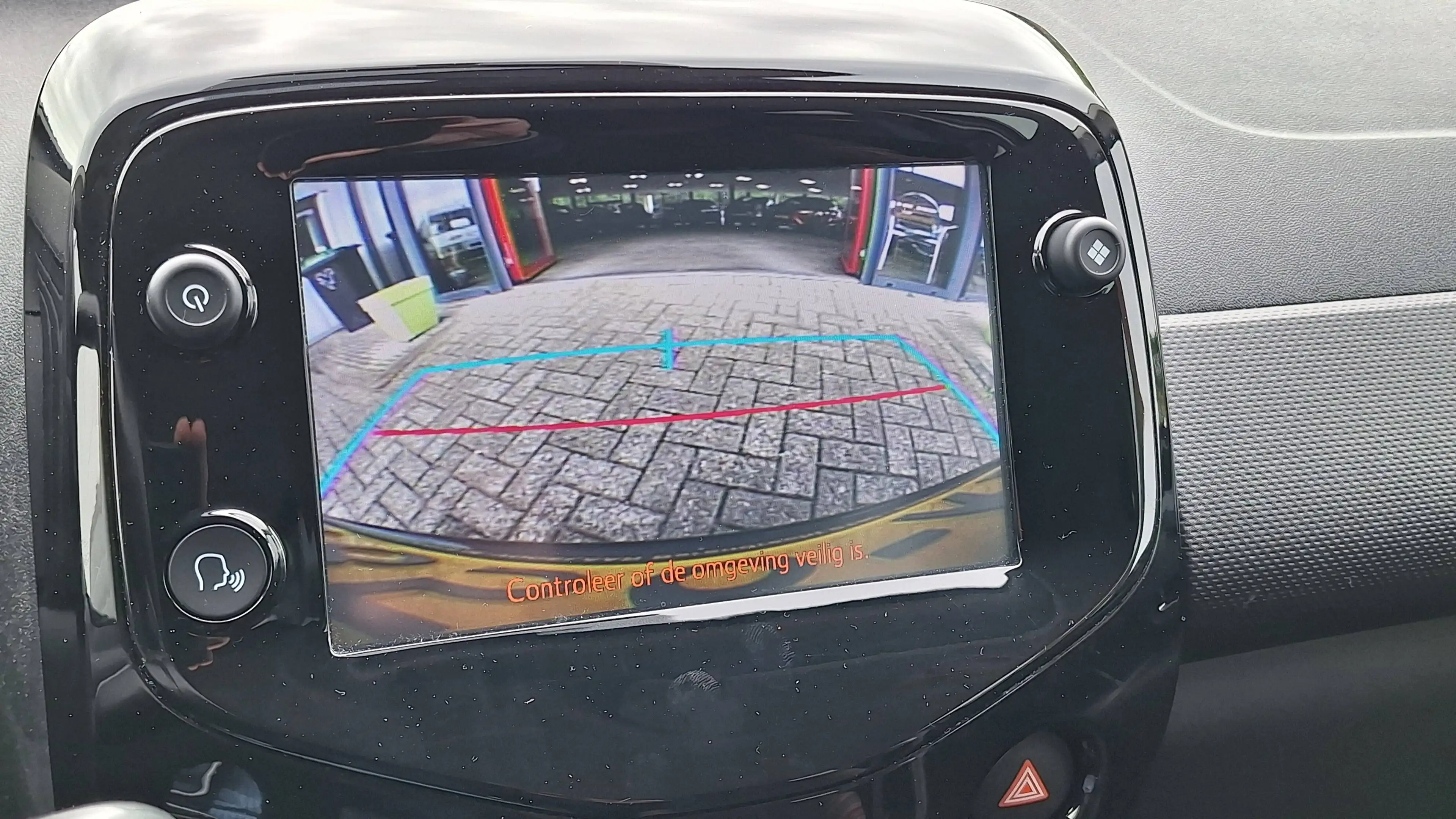 Citroen C1 1.0 VTi Shine Camera / Climate Control / Carplay Ned Auto — photo 13