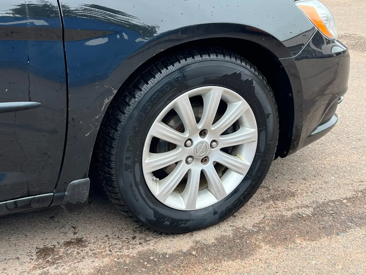Chrysler 200 снимка Chrysler 200