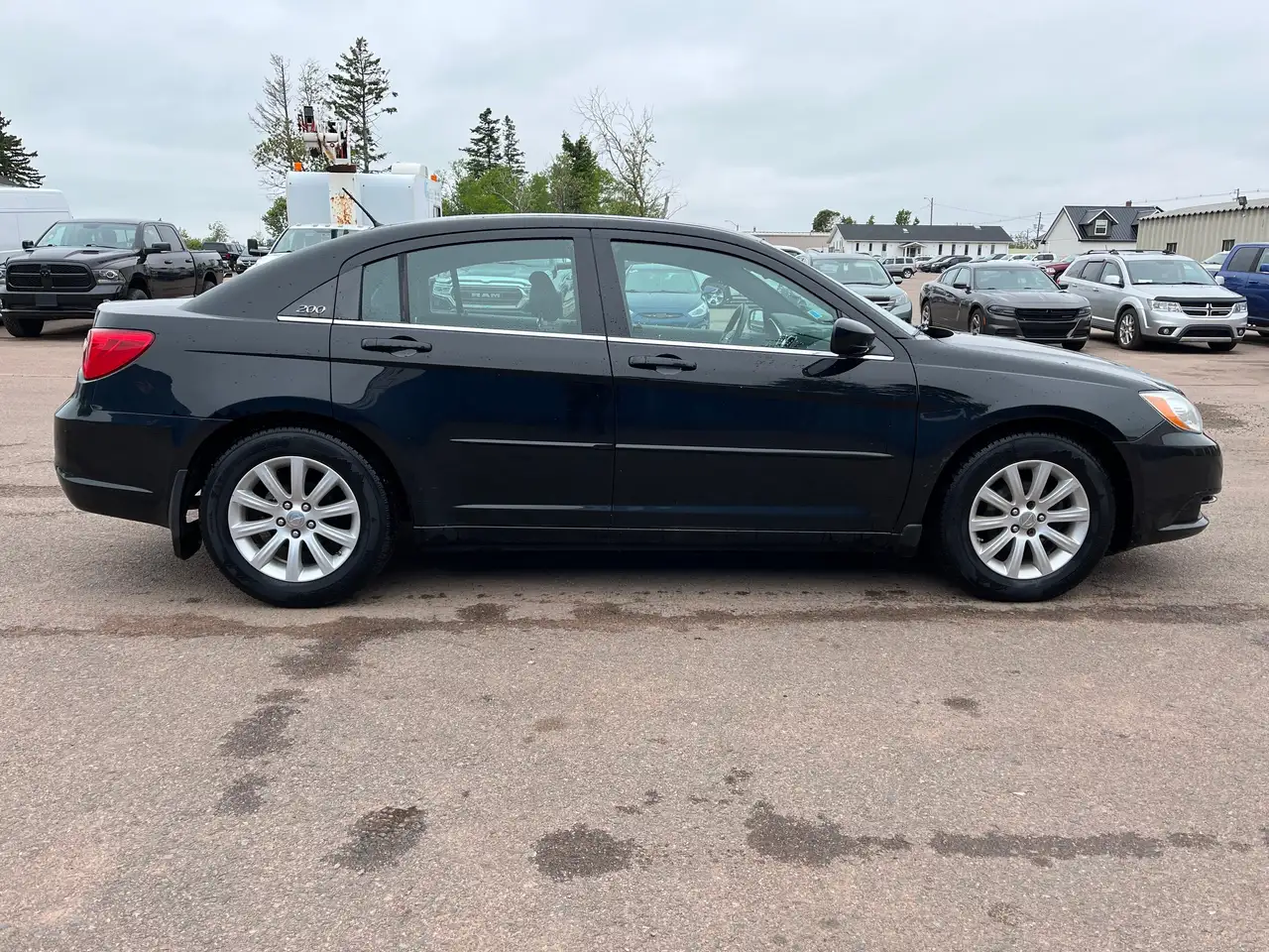 Chrysler 200 снимка Chrysler 200