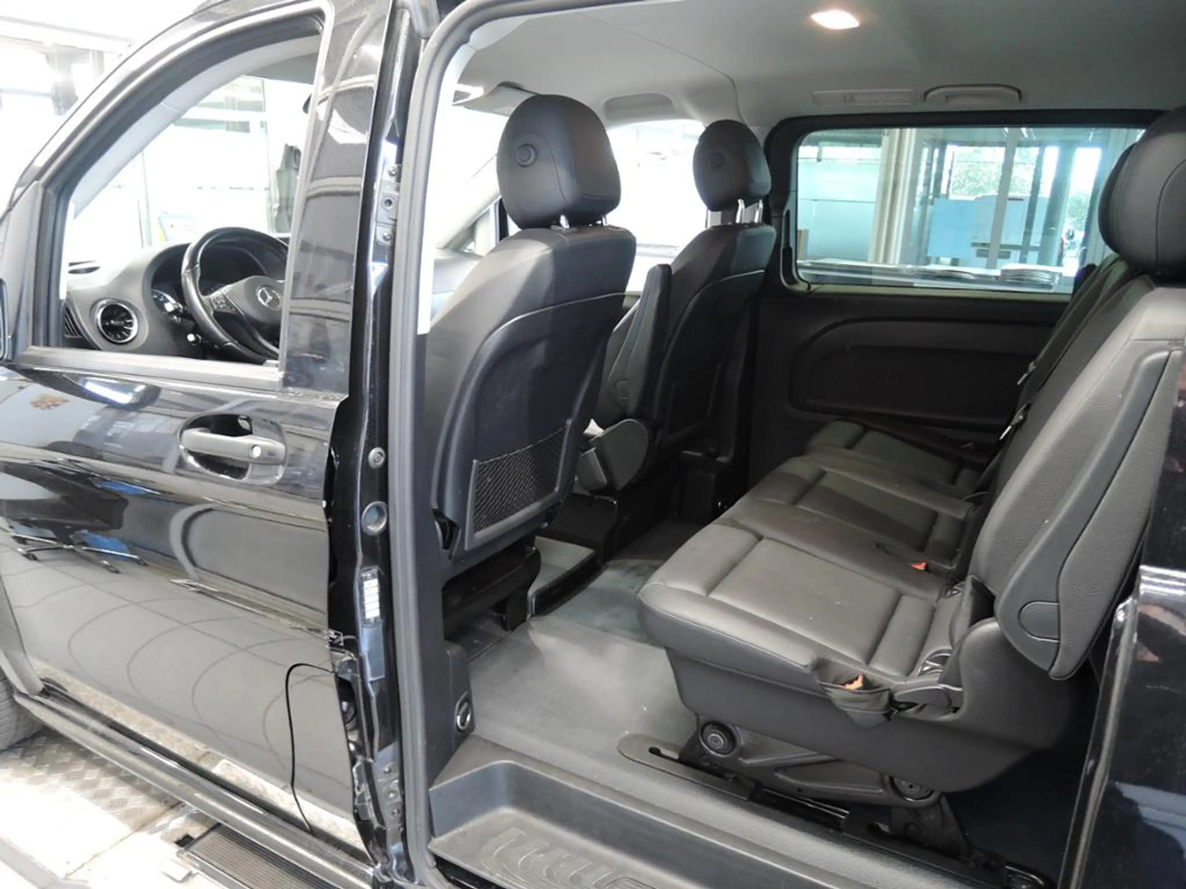 Mercedes-Benz Vito Mixto 119 CDI 4 Matic*Hecktüren*ILS-LED — photo 6