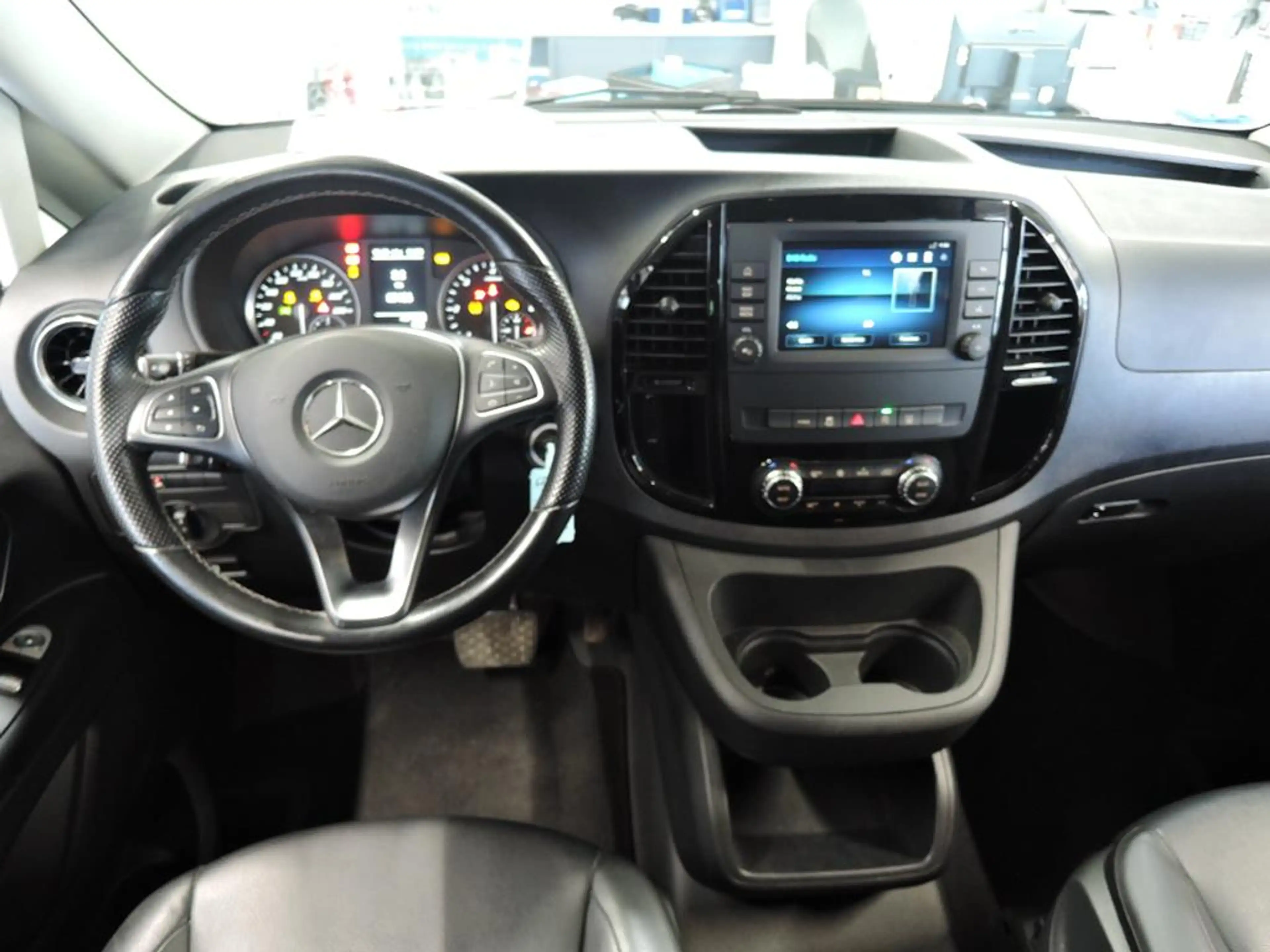 Mercedes-Benz Vito Mixto 119 CDI 4 Matic*Hecktüren*ILS-LED — photo 4