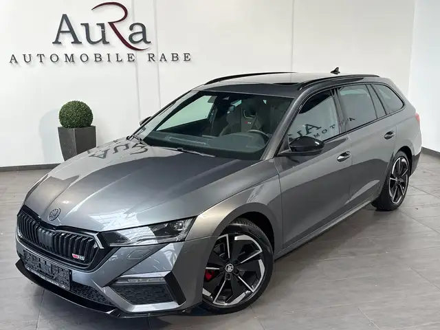 Skoda Octavia view 2